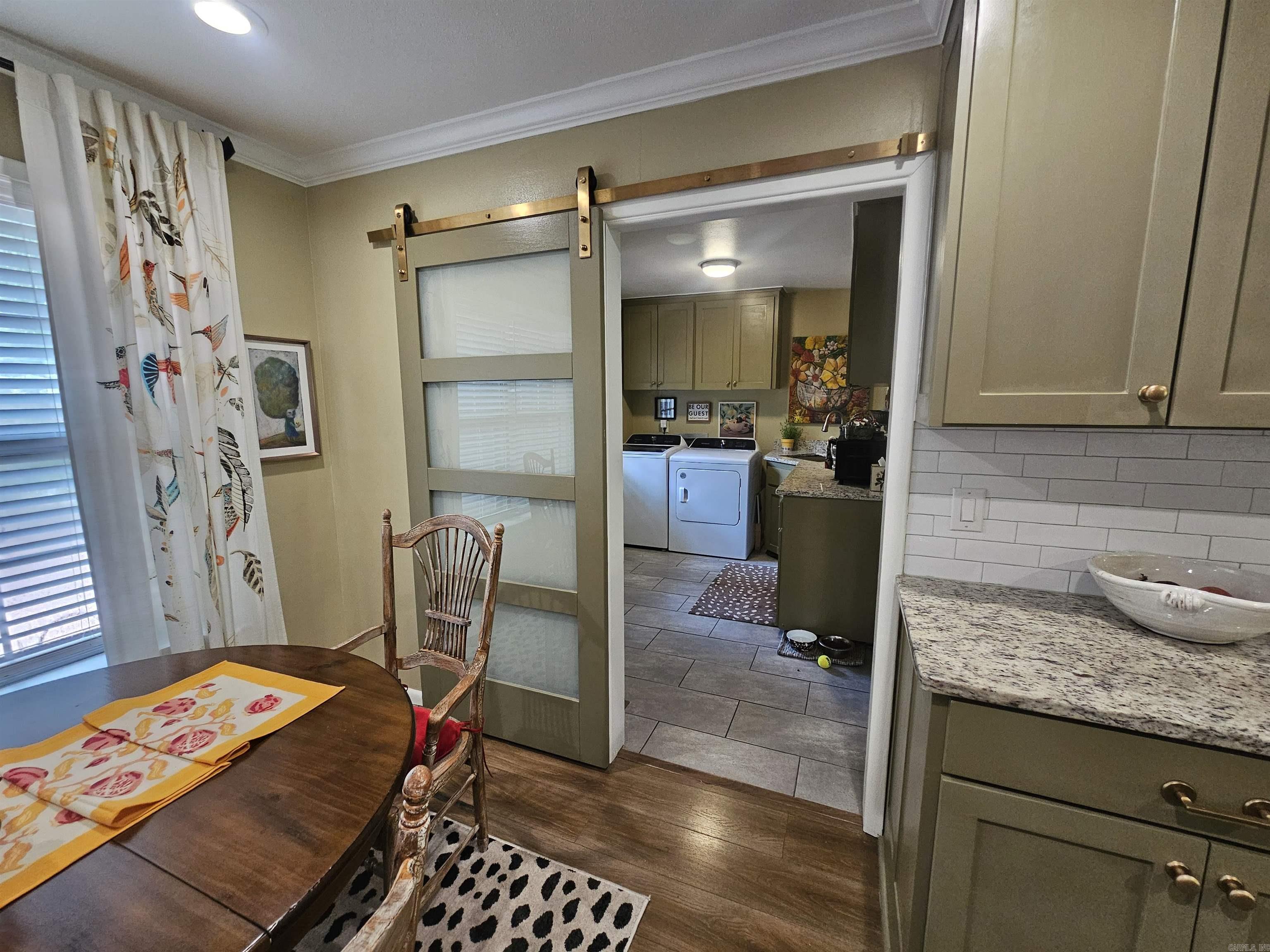 INDIAN HILLS - Residential