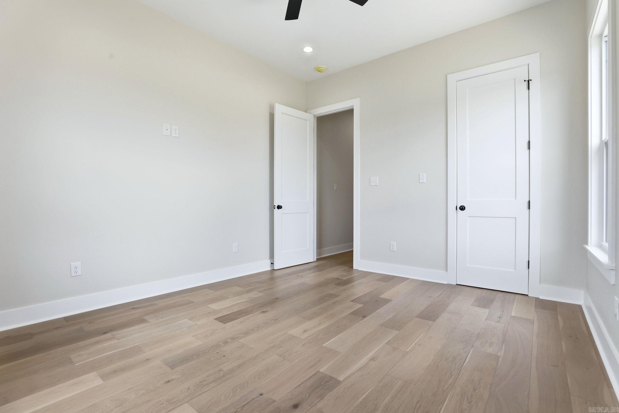 NORTH SHORE @ HURRICANE LAKE EST - Residential