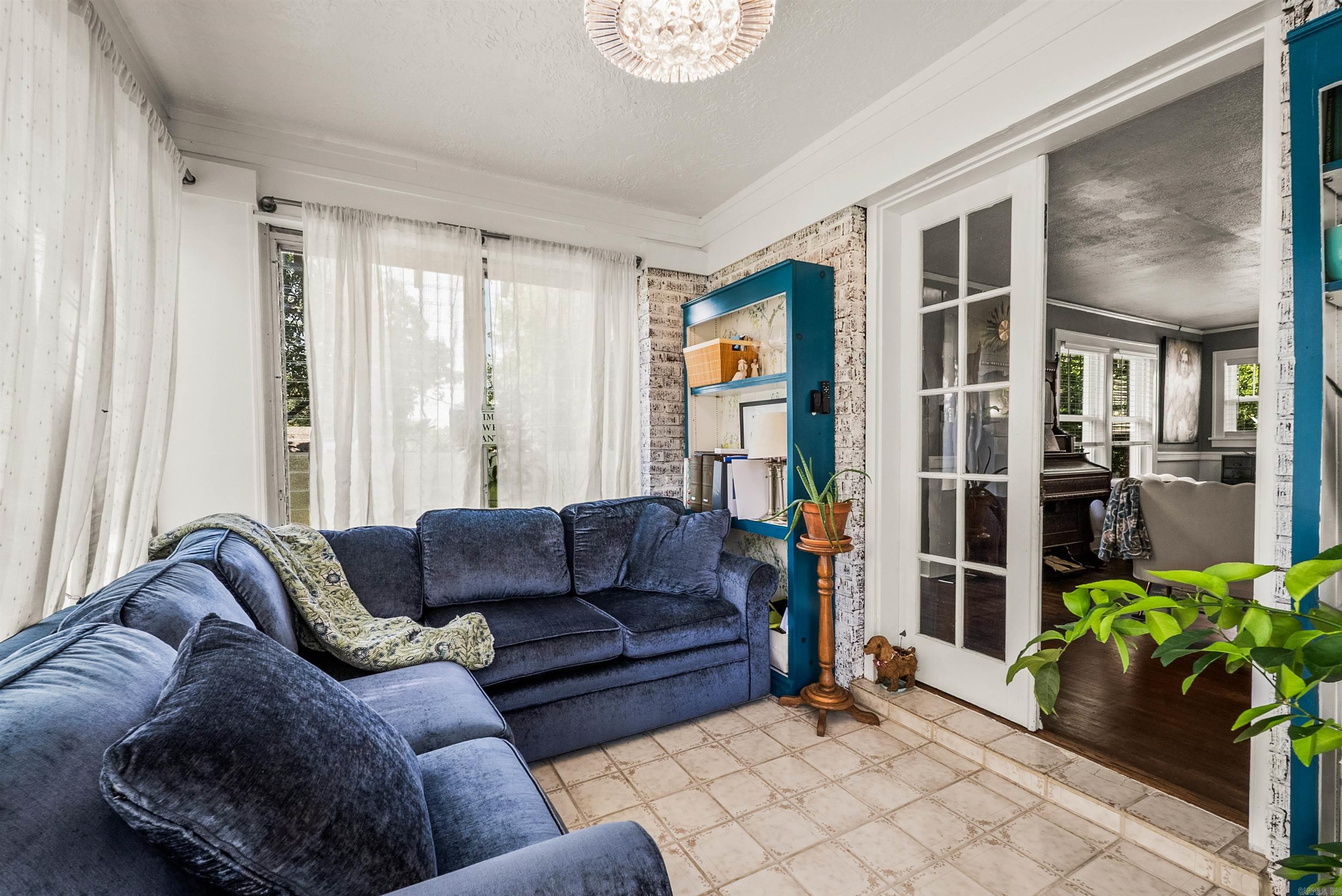 PARK HILL ADDN TO LR - Residential