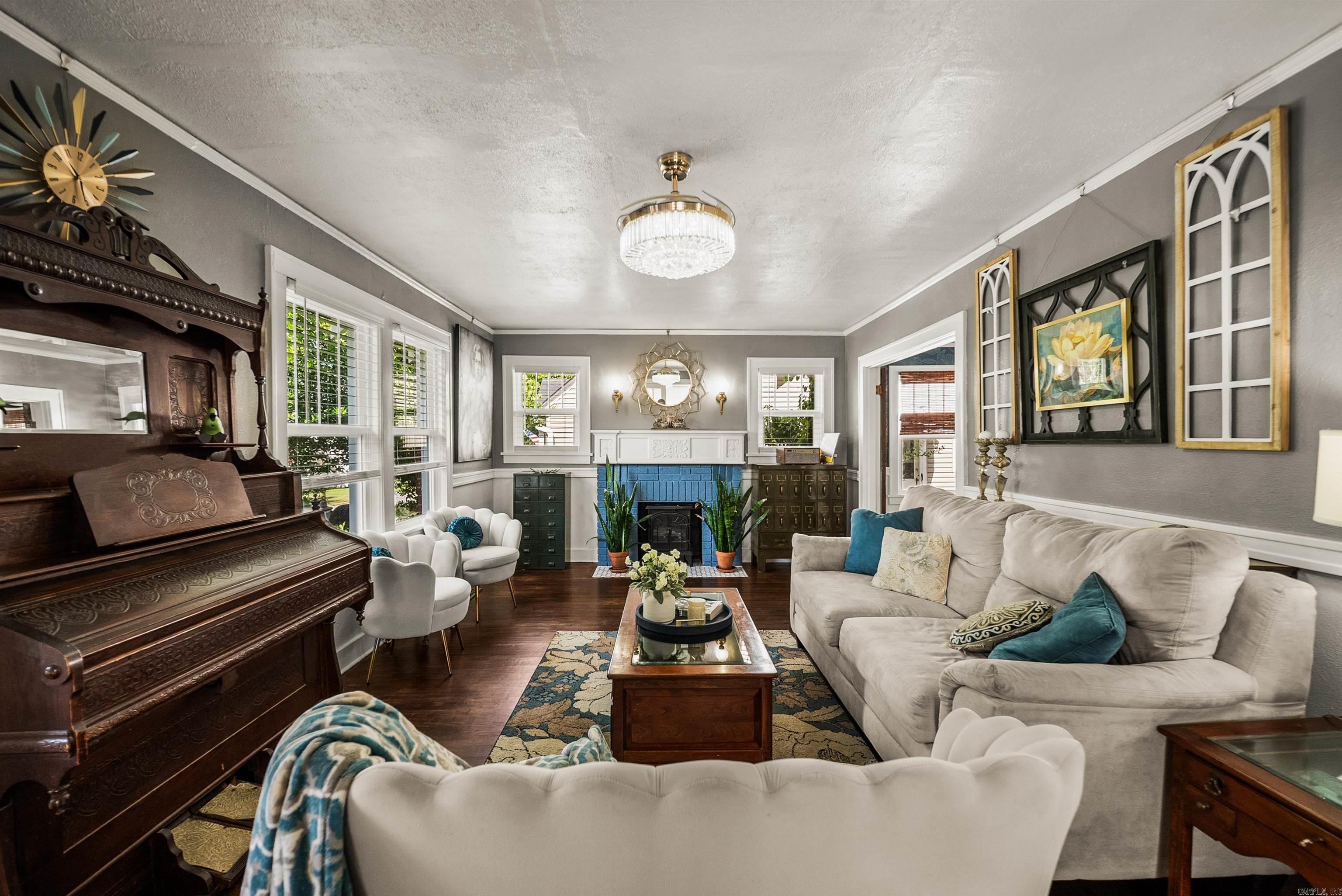 PARK HILL ADDN TO LR - Residential
