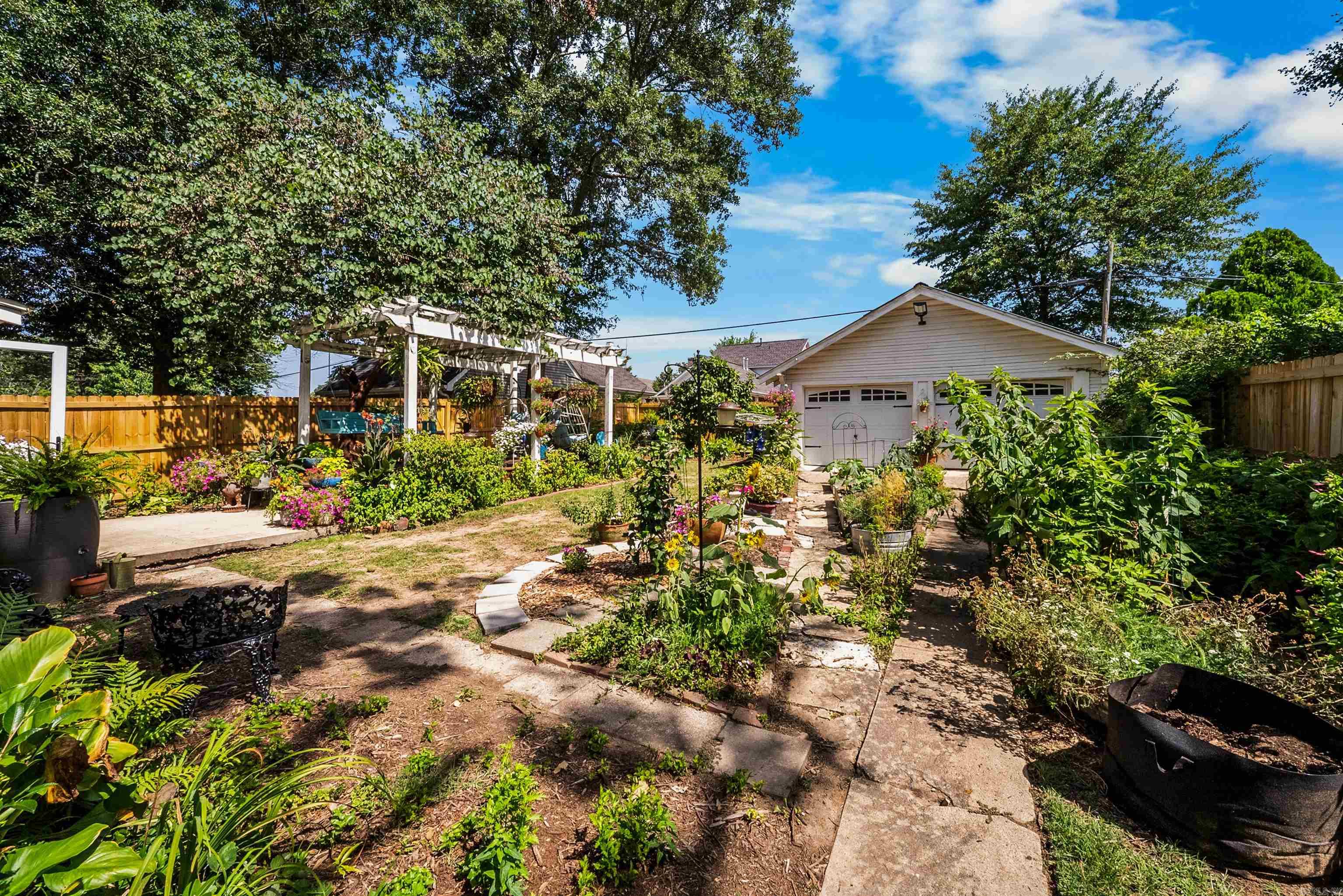 PARK HILL ADDN TO LR - Residential
