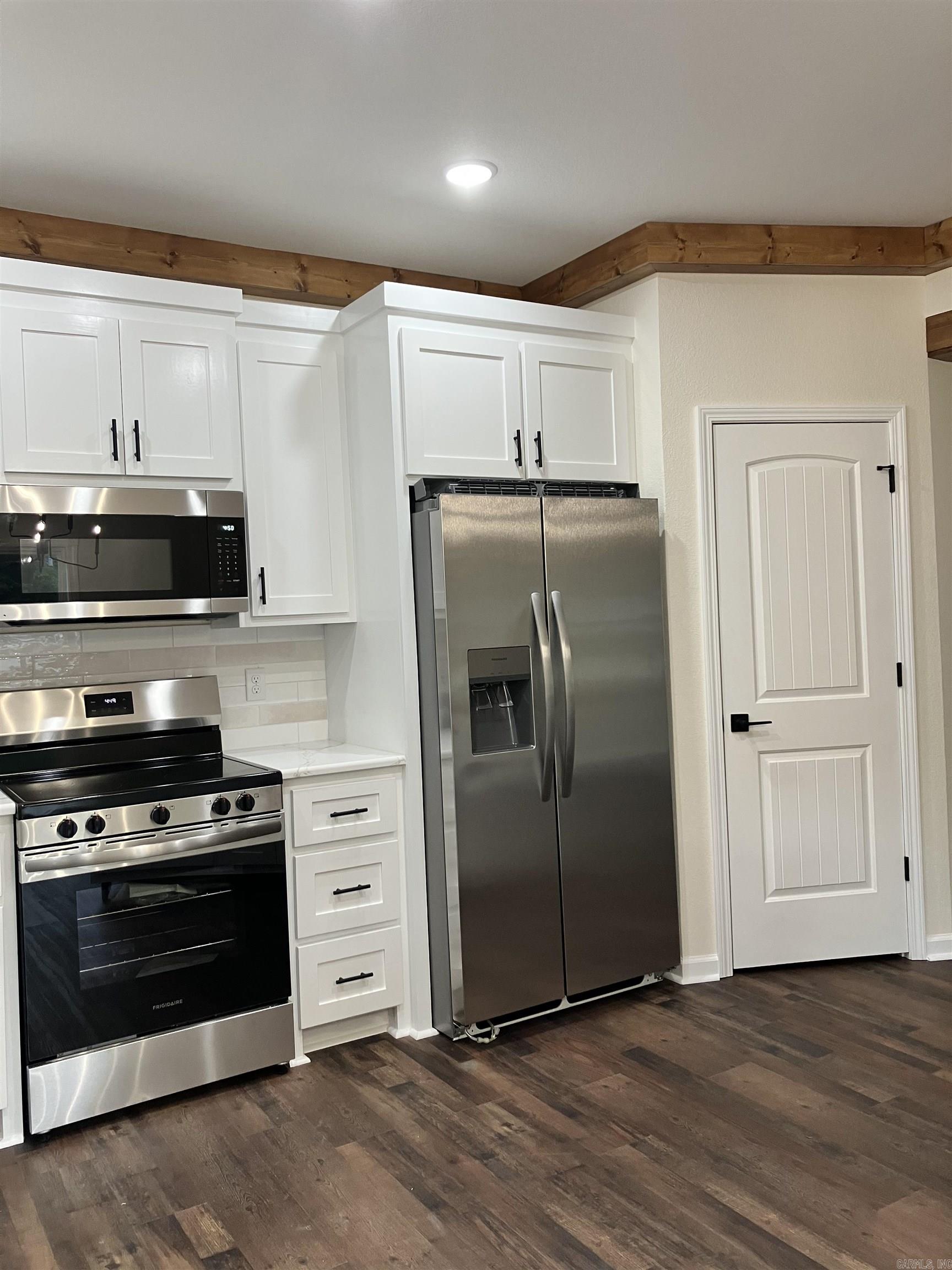 FLORIDIAN HEIGHTS PHASE 1 - Residential