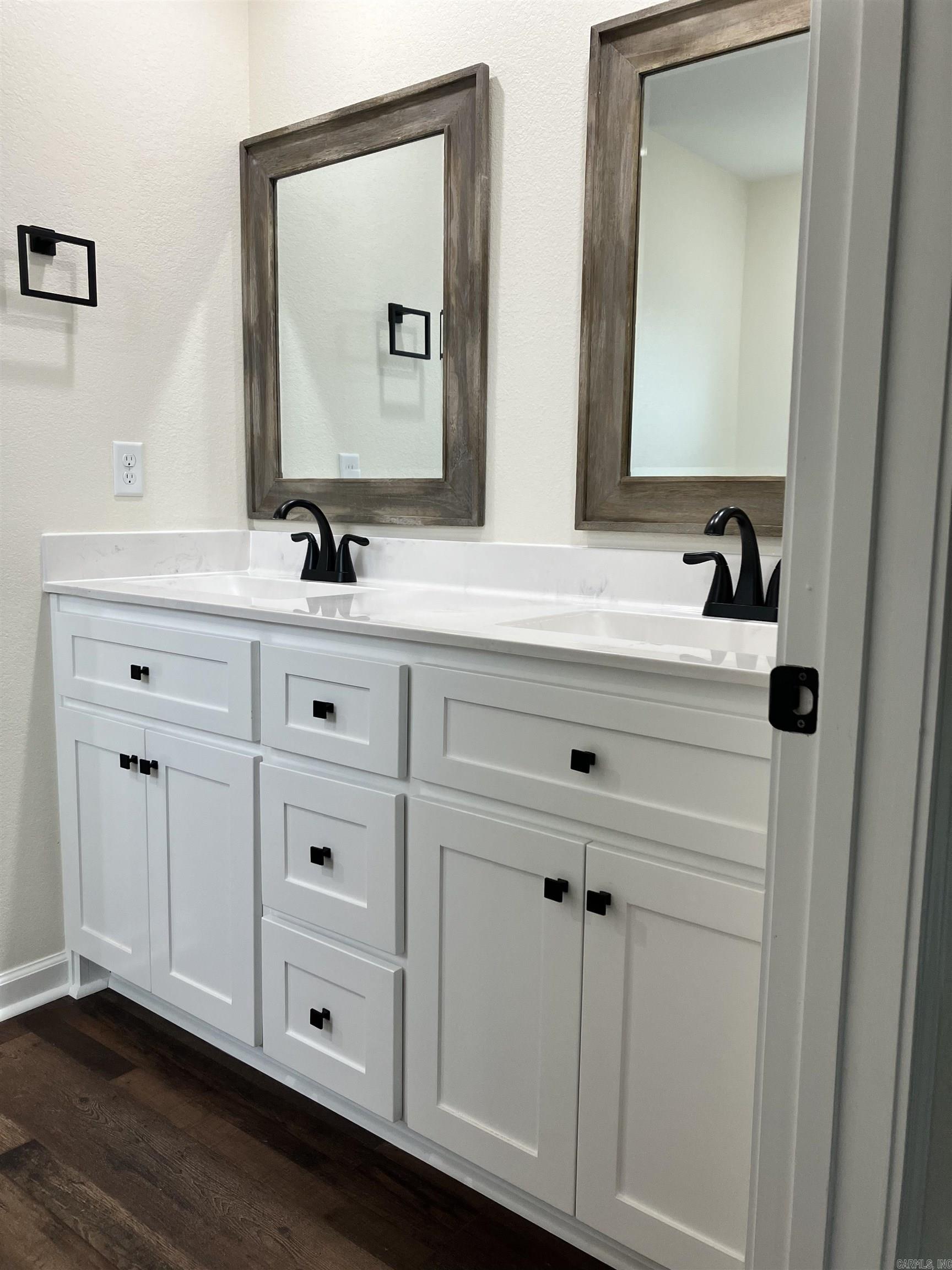 FLORIDIAN HEIGHTS PHASE 1 - Residential