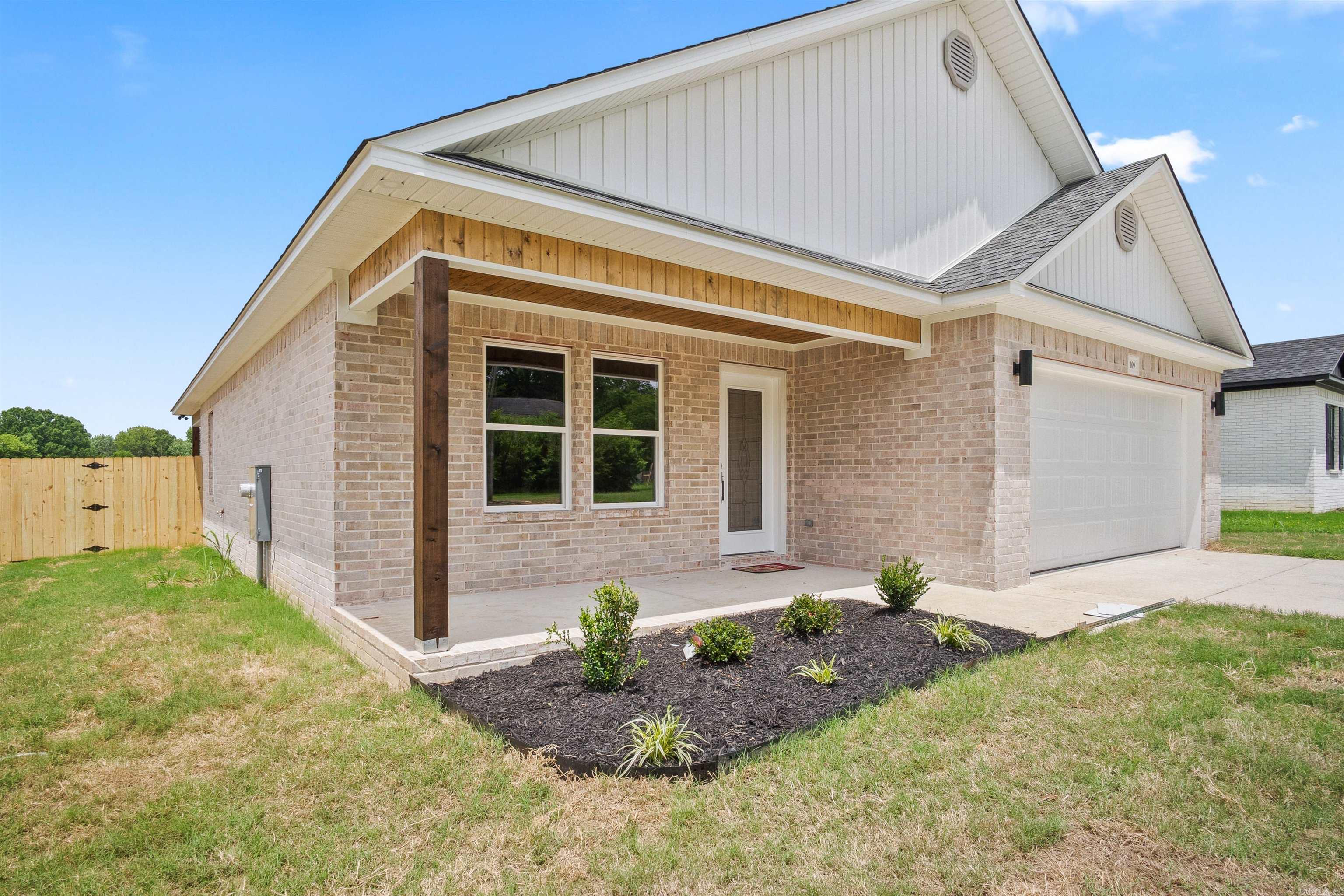 FLORIDIAN HEIGHTS PHASE 1 - Residential