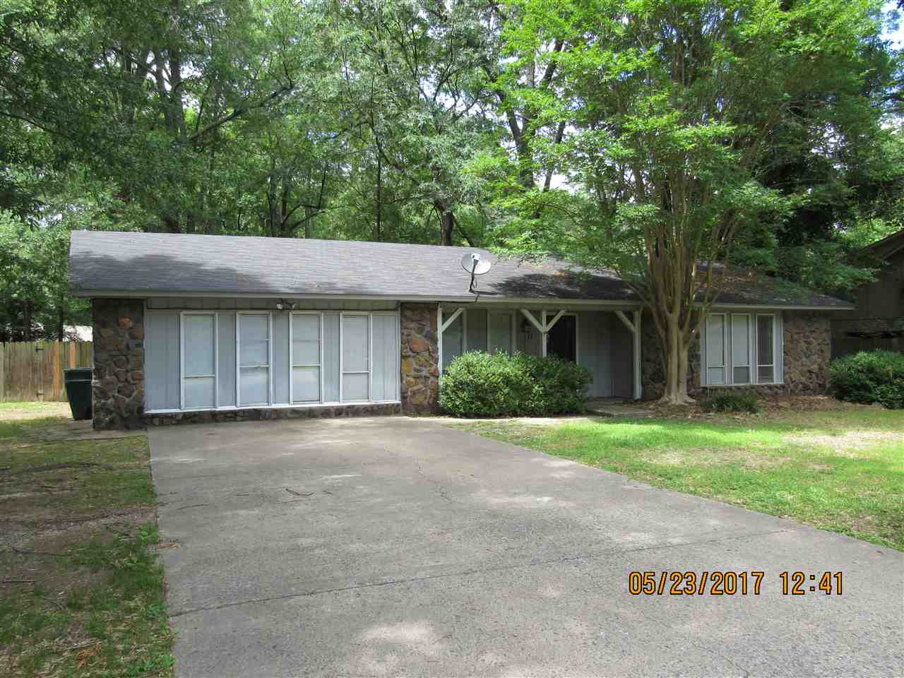 Smokin Oaks - Residential Lease