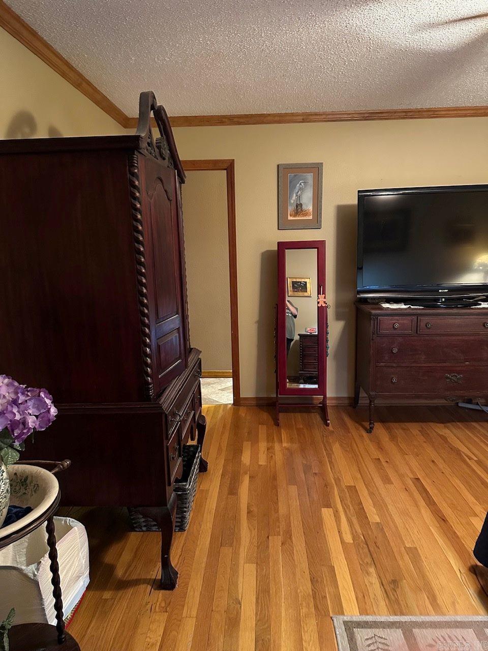 CASTLE RIDGE - Residential