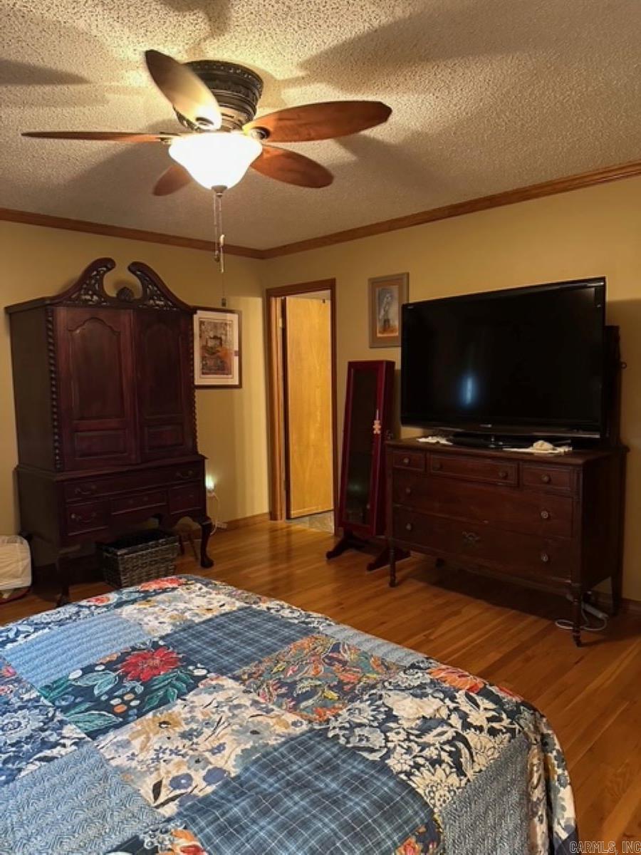 CASTLE RIDGE - Residential