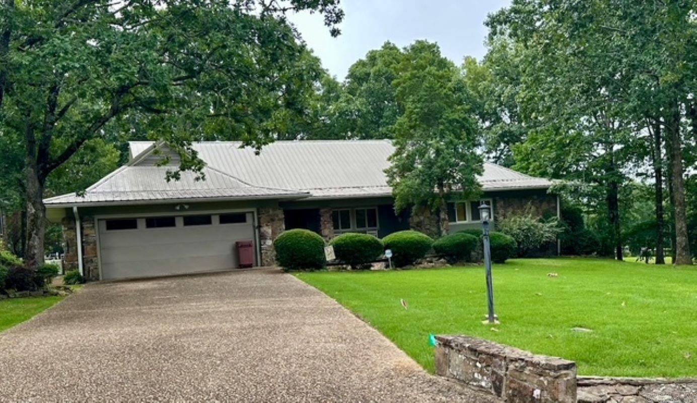 CASTLE RIDGE - Residential