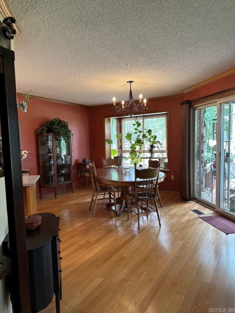CASTLE RIDGE - Residential