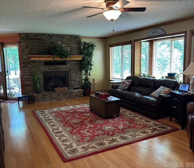 CASTLE RIDGE - Residential