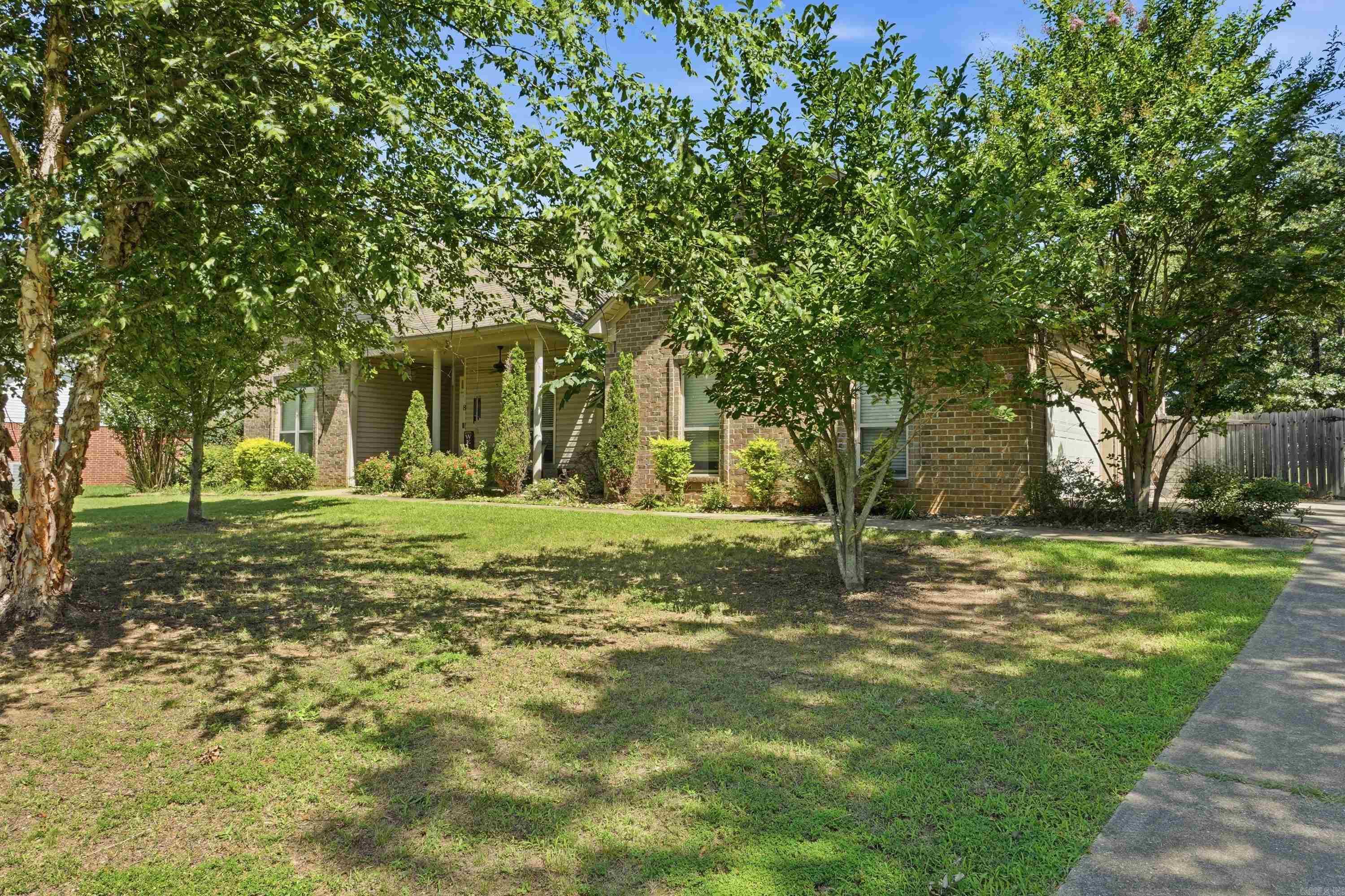 CADRON POINT - Residential