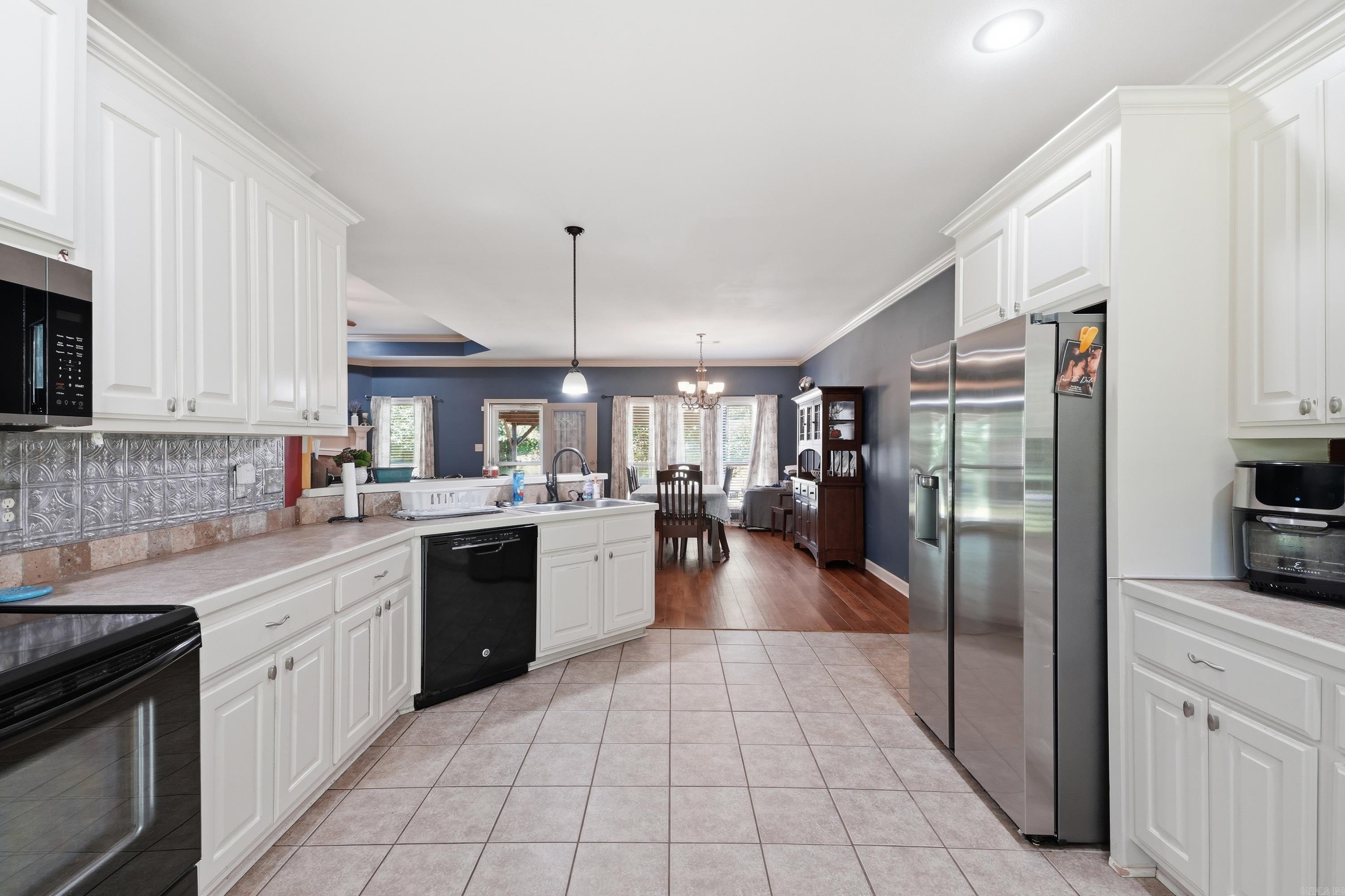 CADRON POINT - Residential