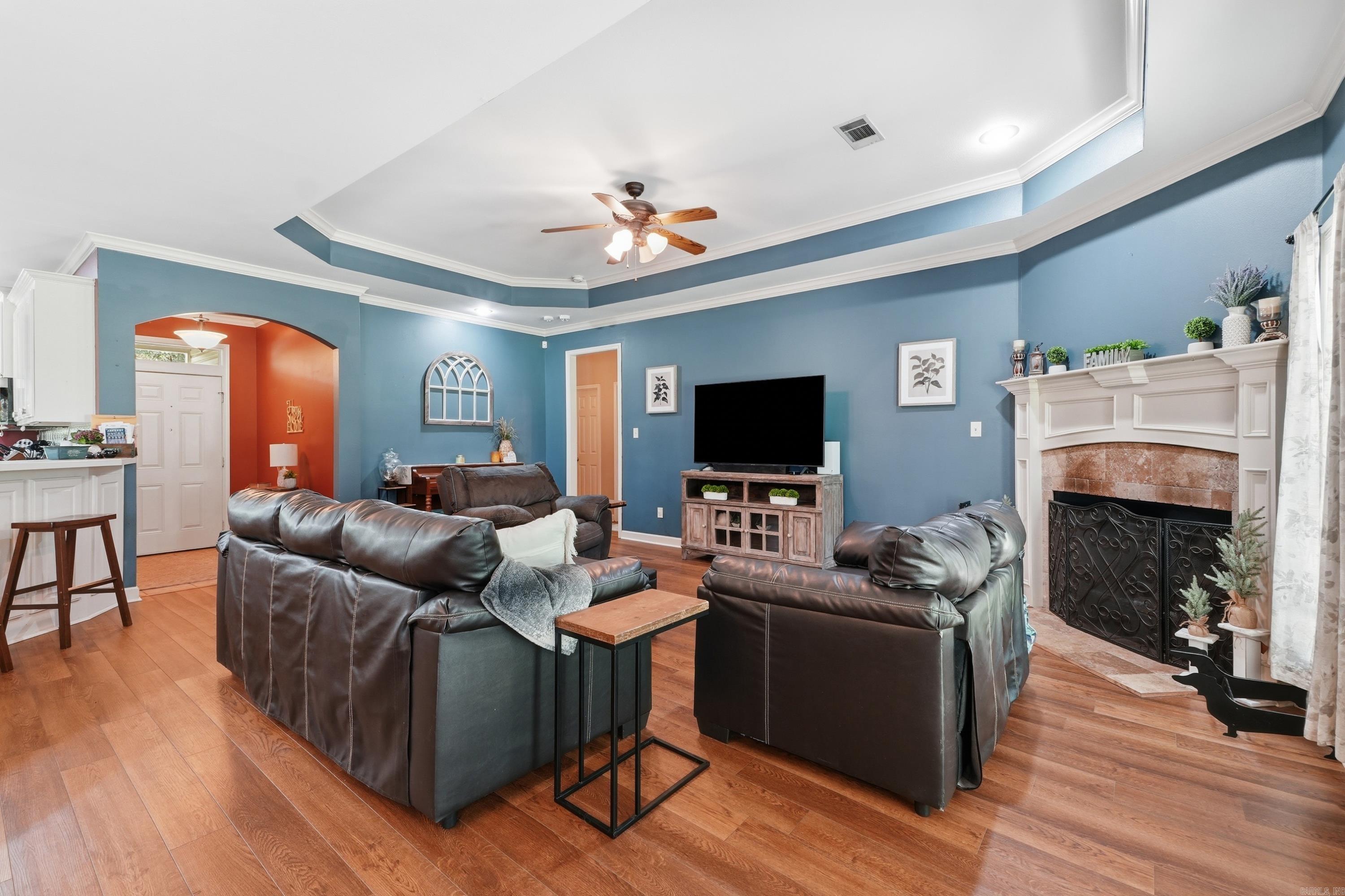 CADRON POINT - Residential