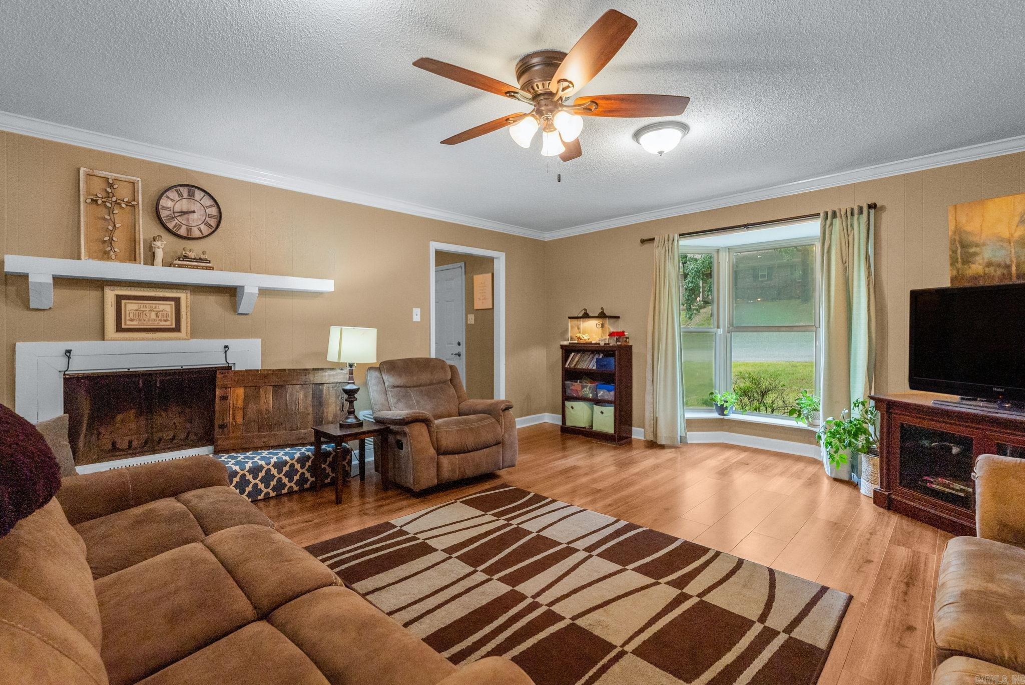 PLEASANT VIEW - Residential