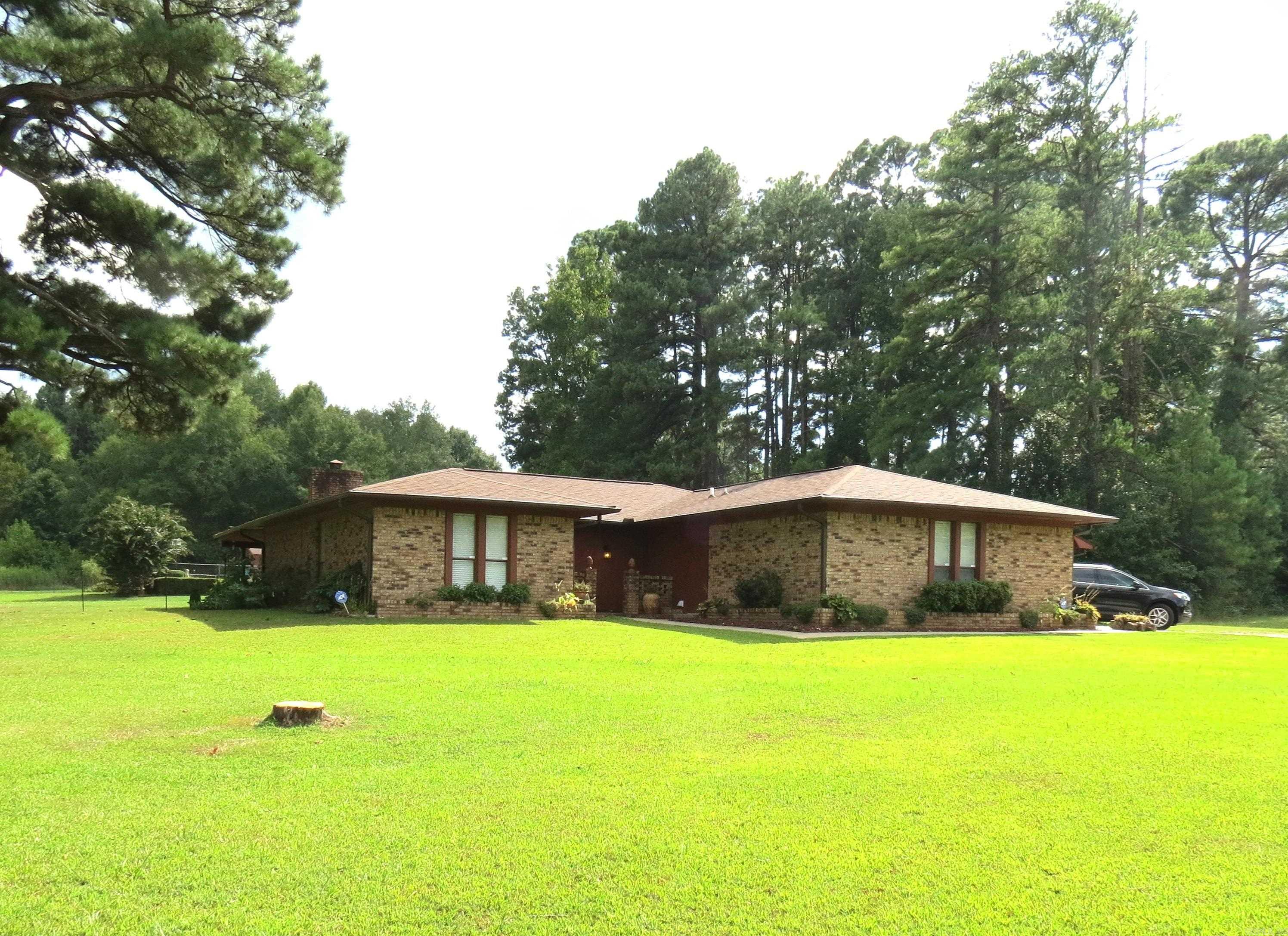 OAK LAWN ESTATES - Residential