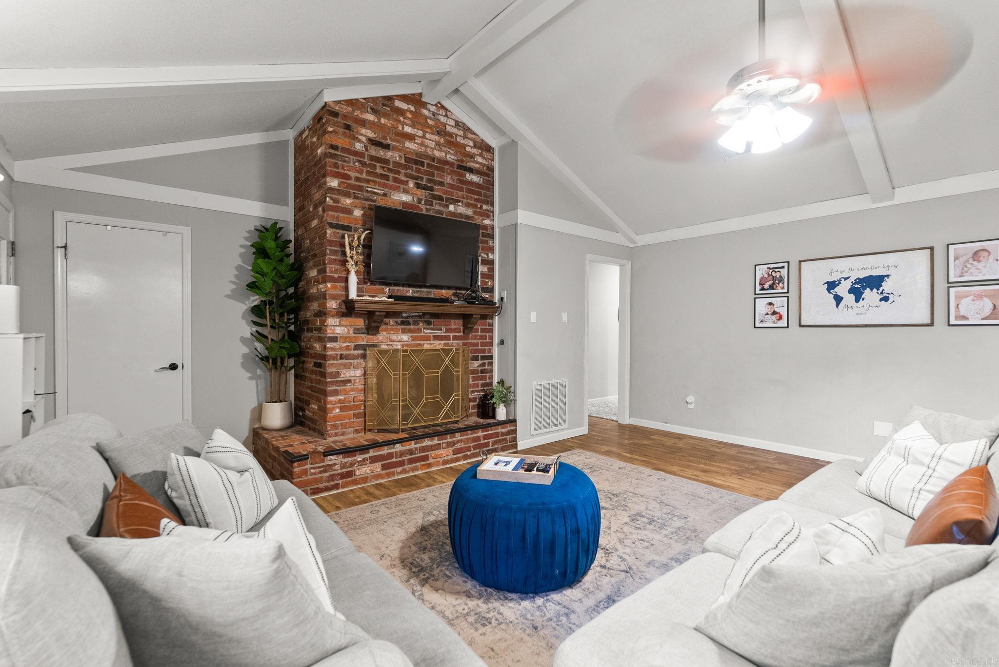 Pleasant Tree - Residential