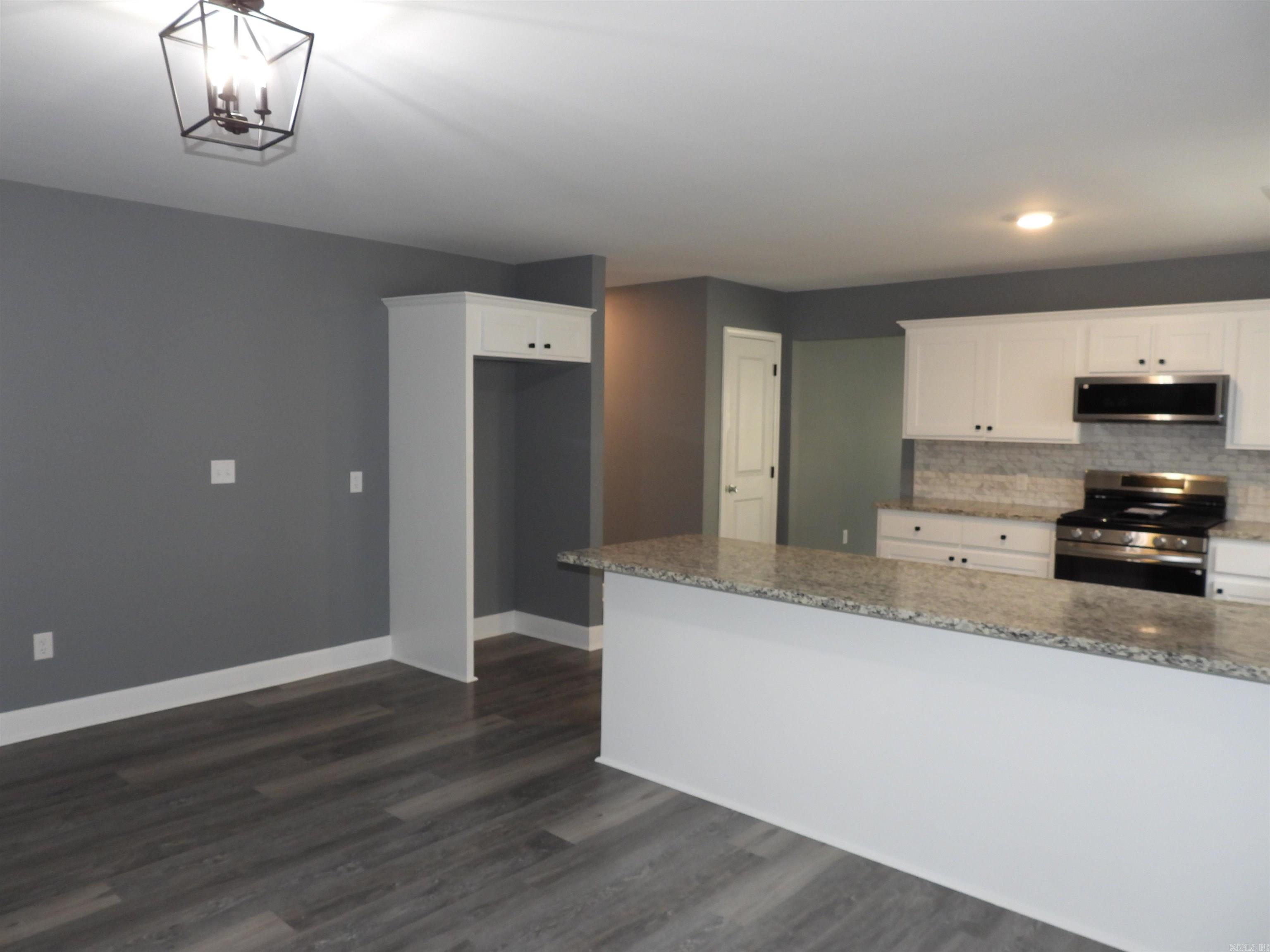 BARROW JOHN - Residential