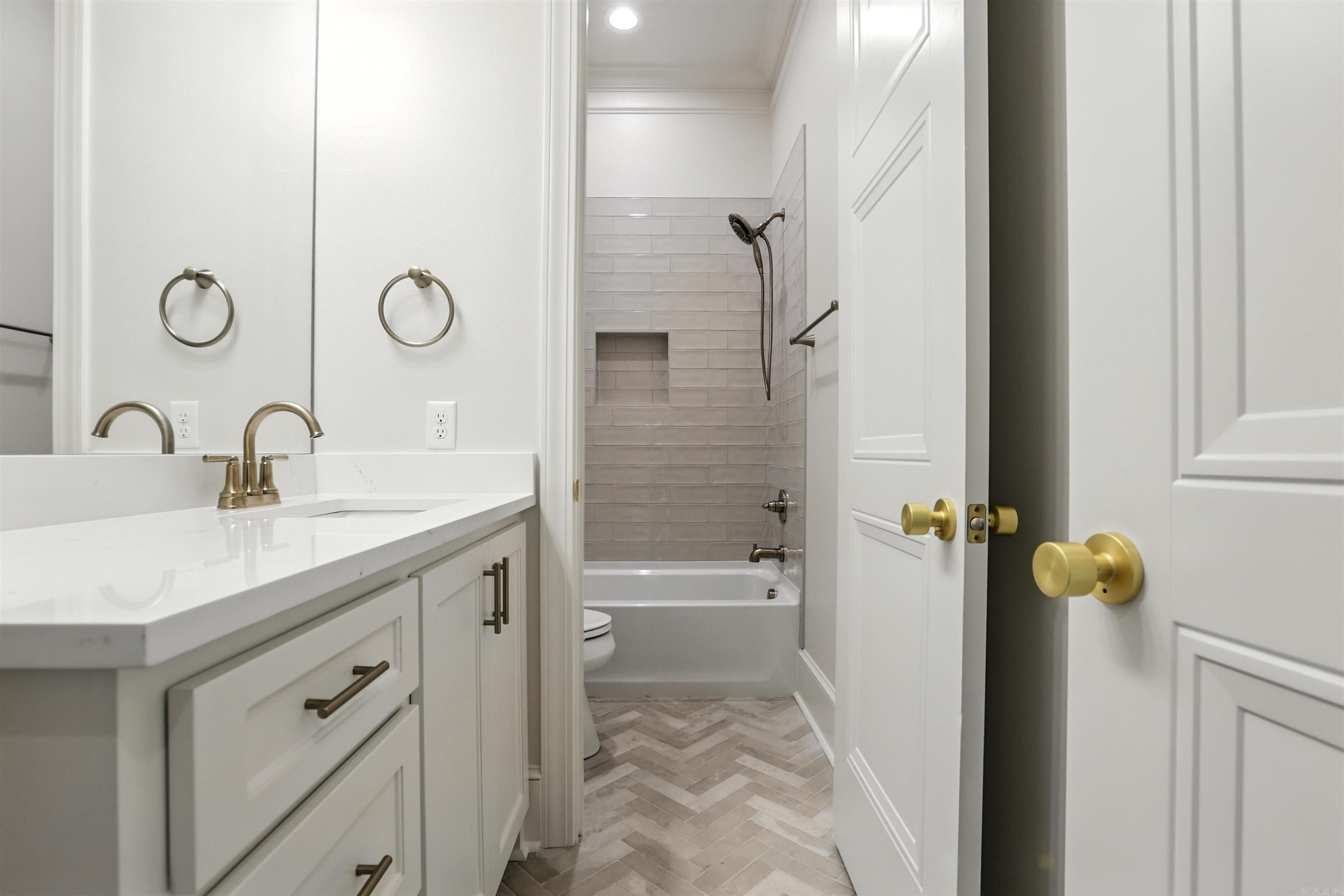 THE WOODLANDS - Residential