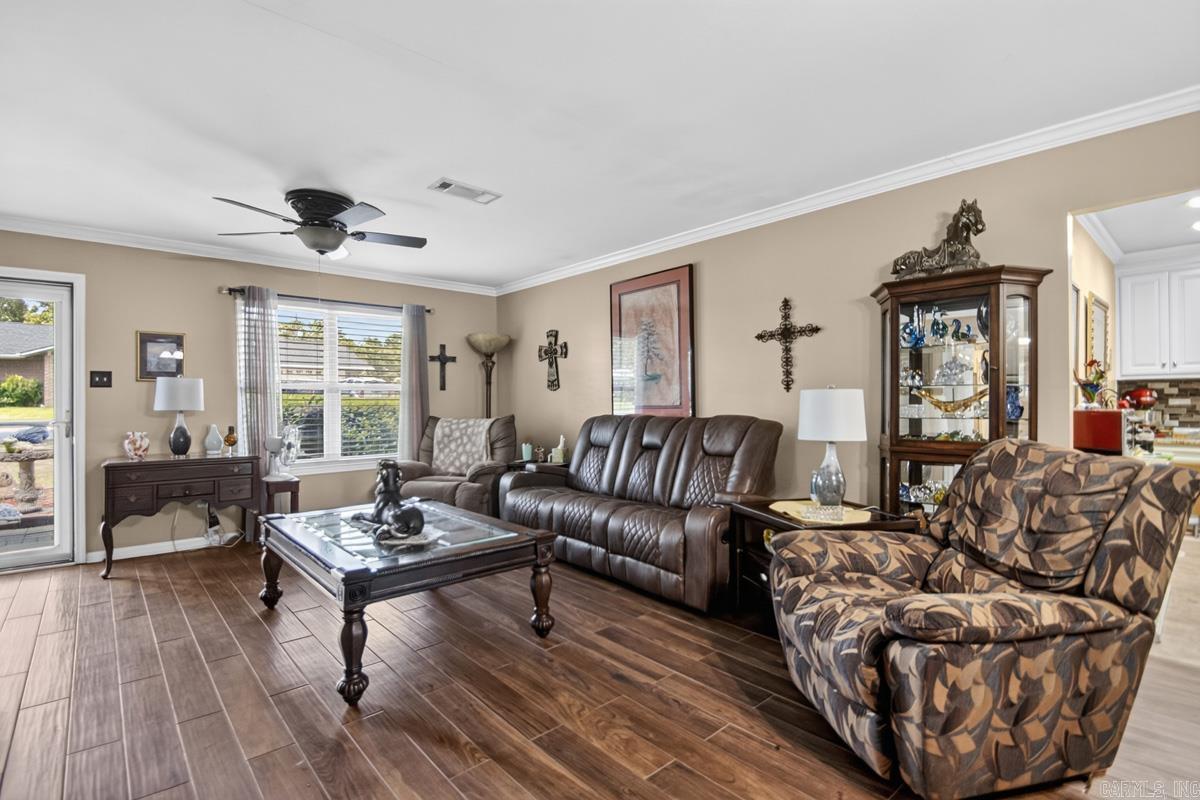 SHERWOOD ACRES - Residential