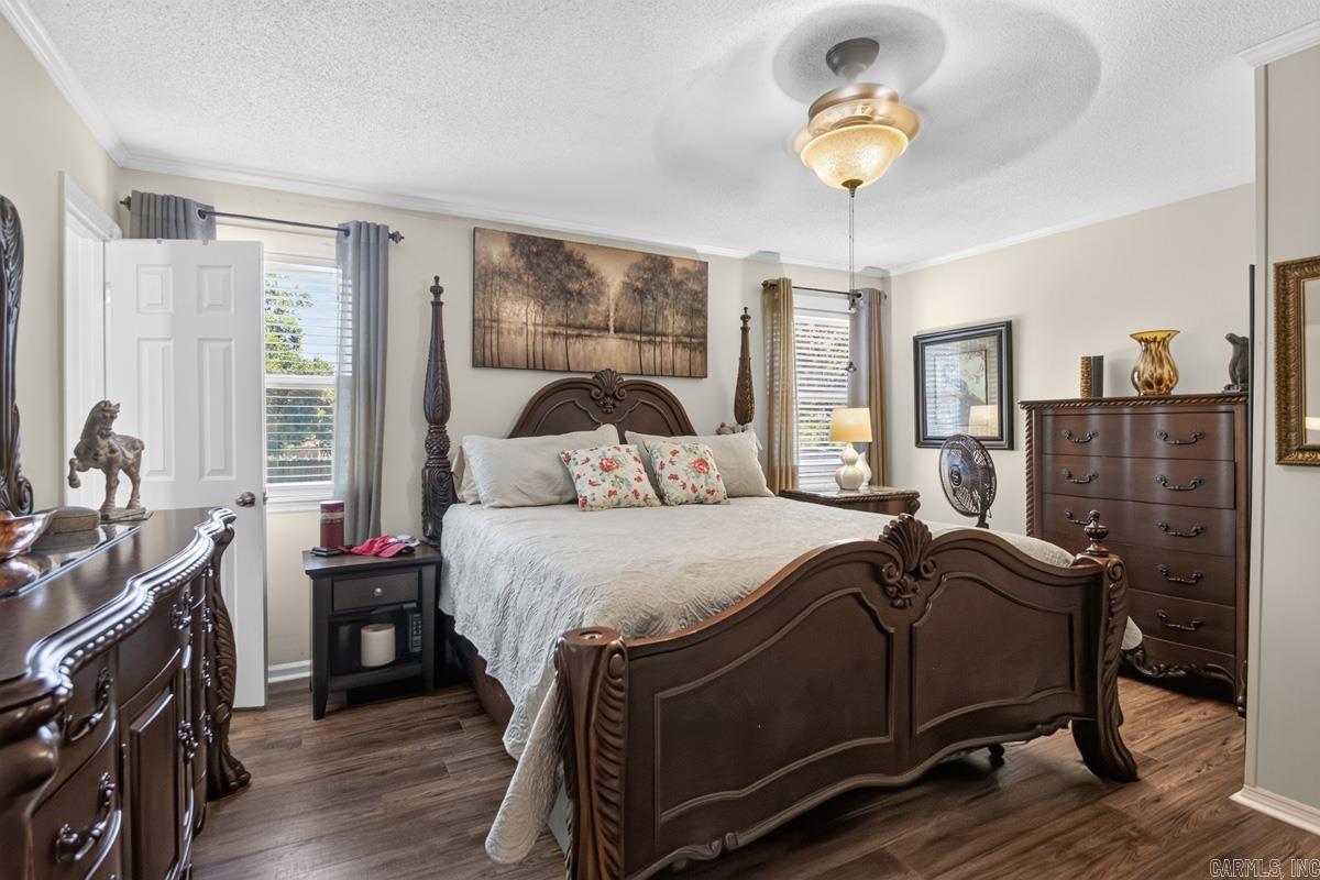 SHERWOOD ACRES - Residential