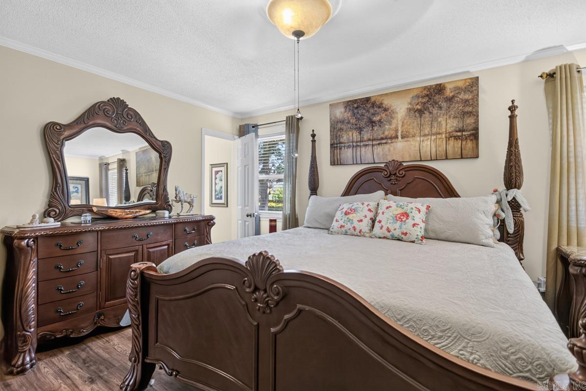 SHERWOOD ACRES - Residential