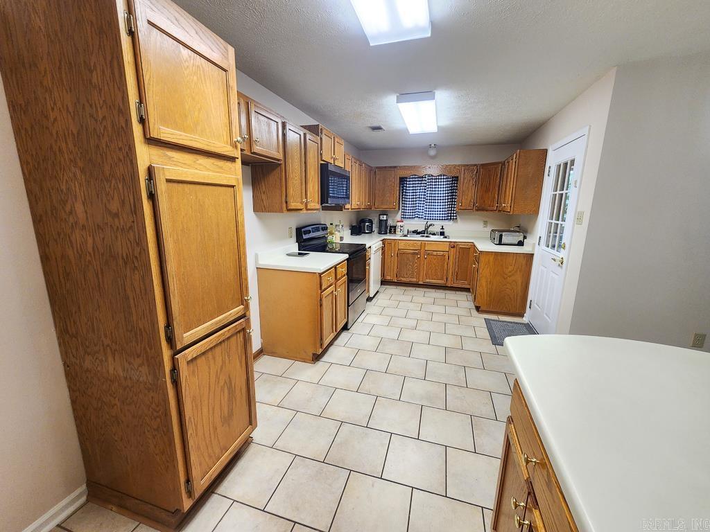 WHITEHALL - Residential
