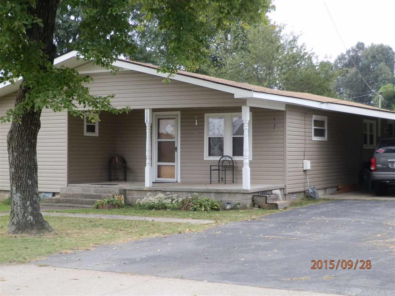 Nice home close to schools and shopping. Large, unfenced yard. No pets. Not on HUD Section 8. Interested persons must apply and pay application fee at listing office. Application fee pays for tenant screening.