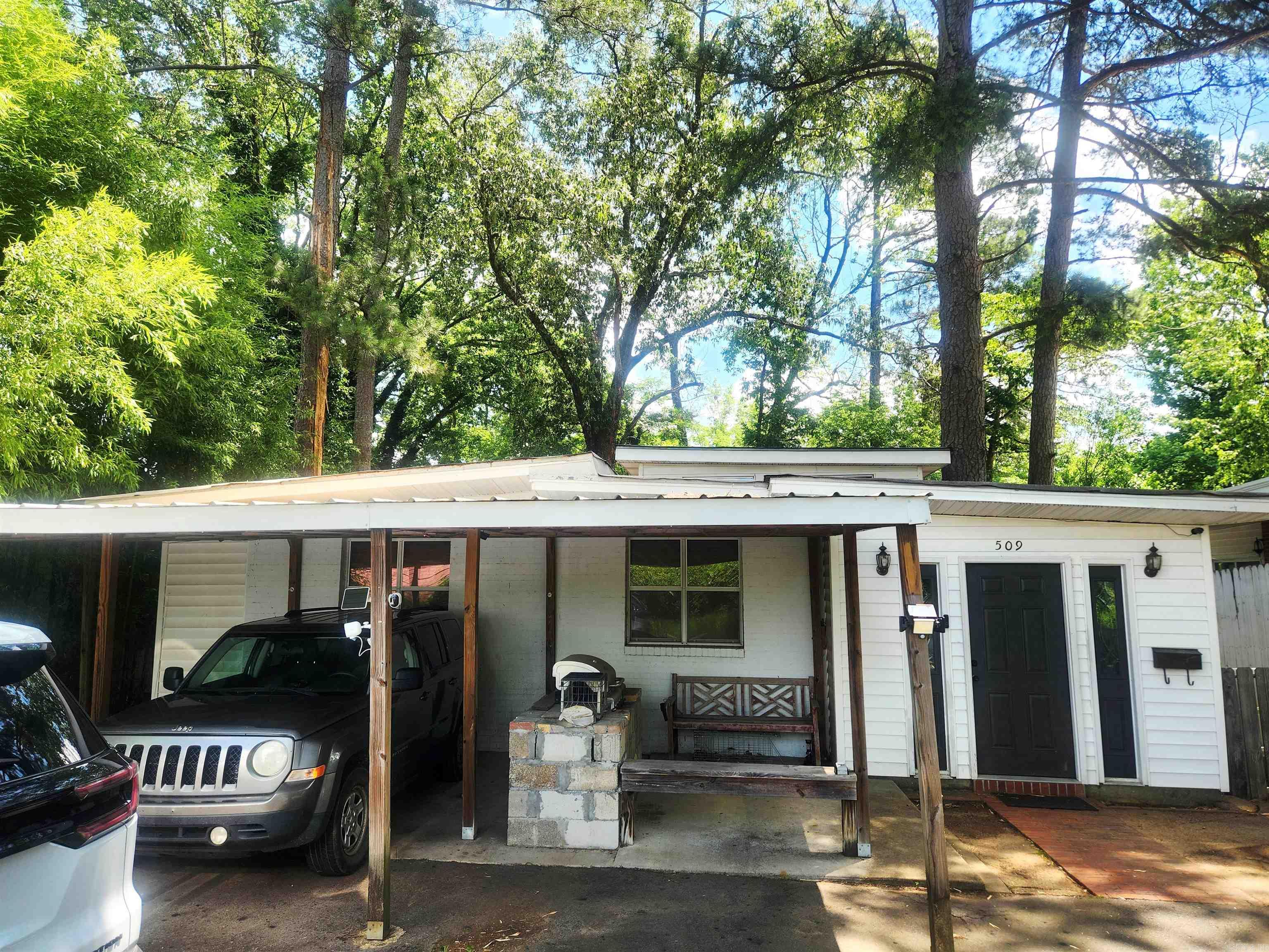 CITY ACREAGE C.C. - Residential