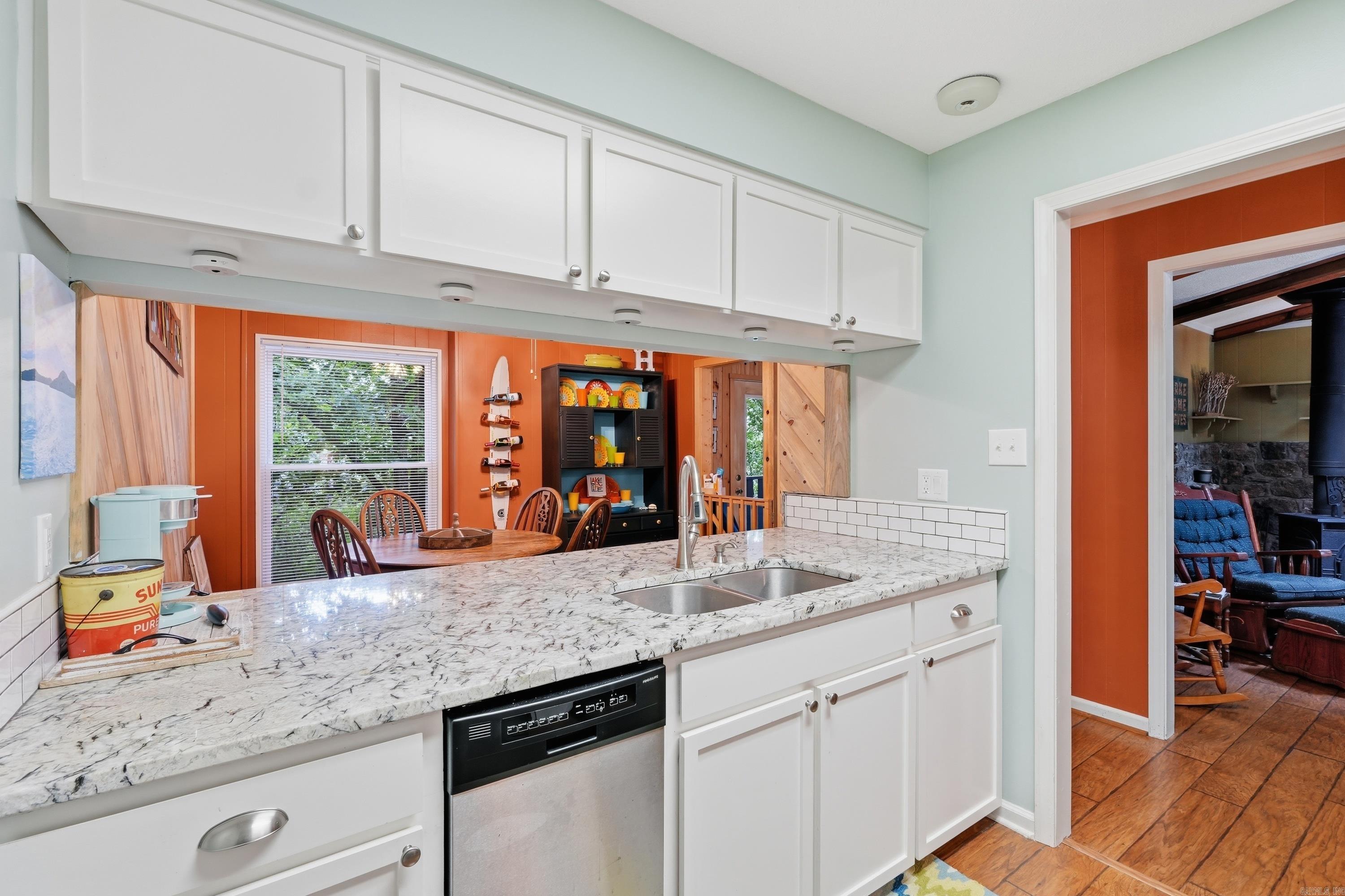 INDIAN HILLS - Residential