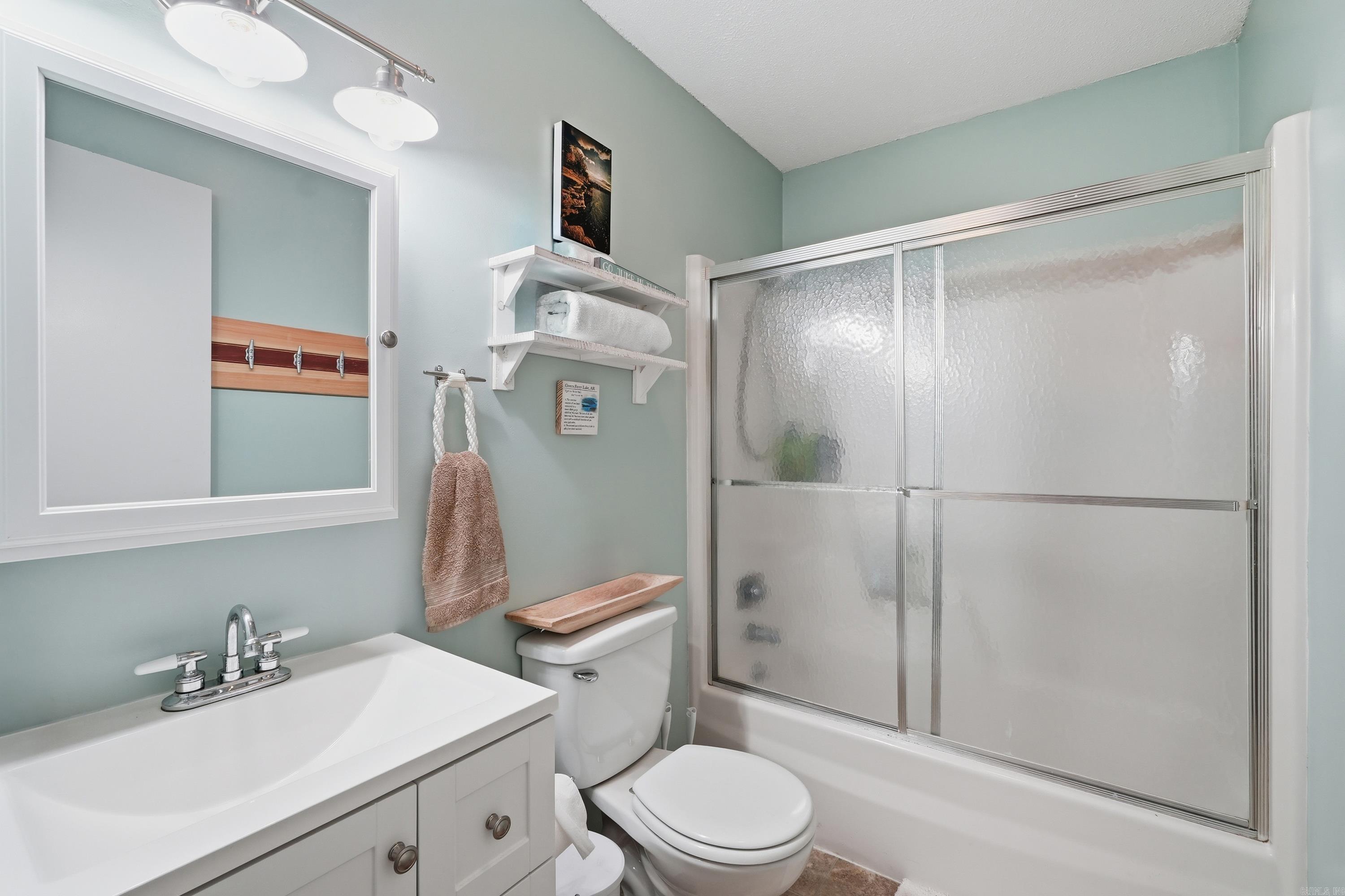 INDIAN HILLS - Residential