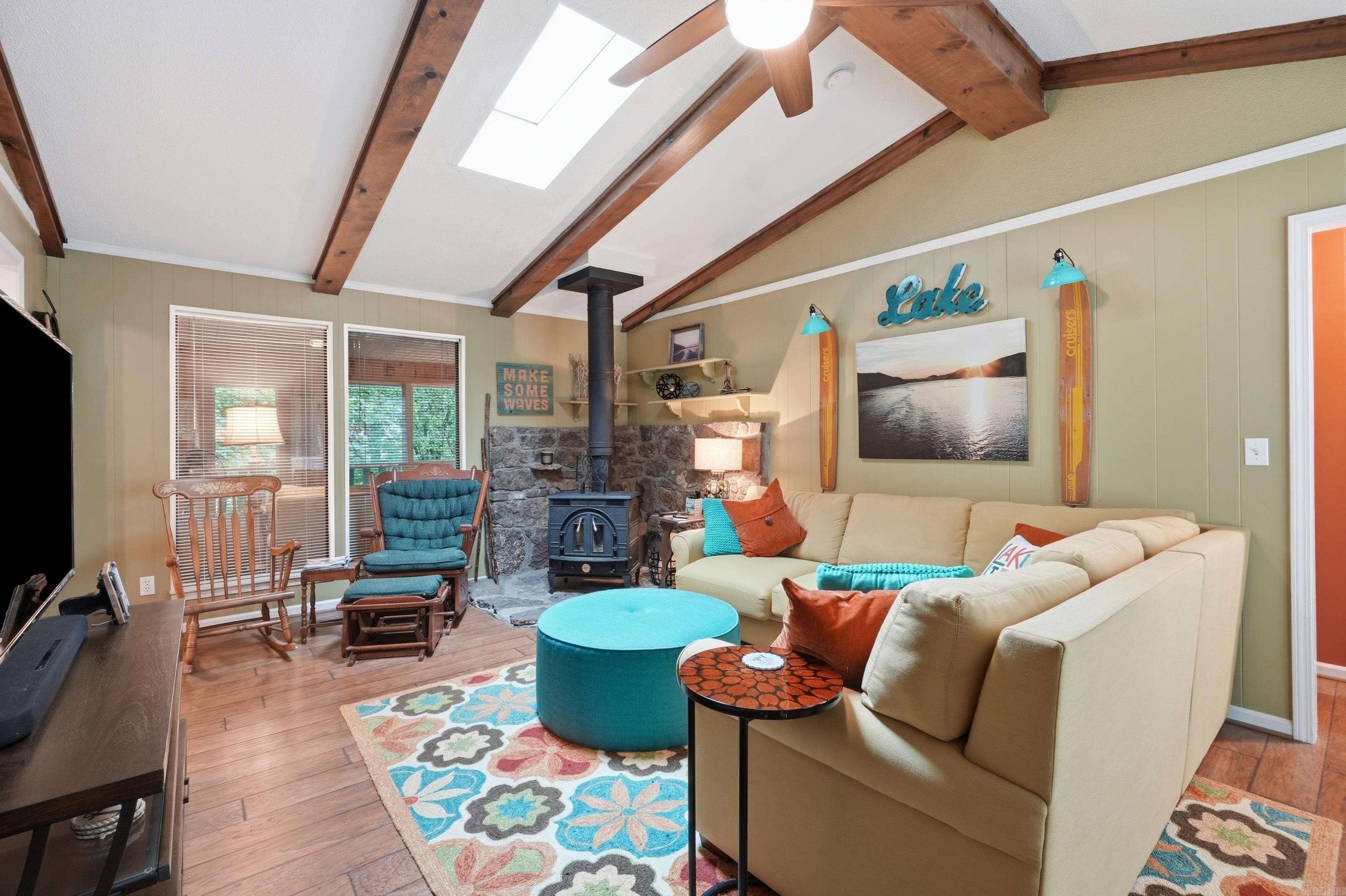 INDIAN HILLS - Residential