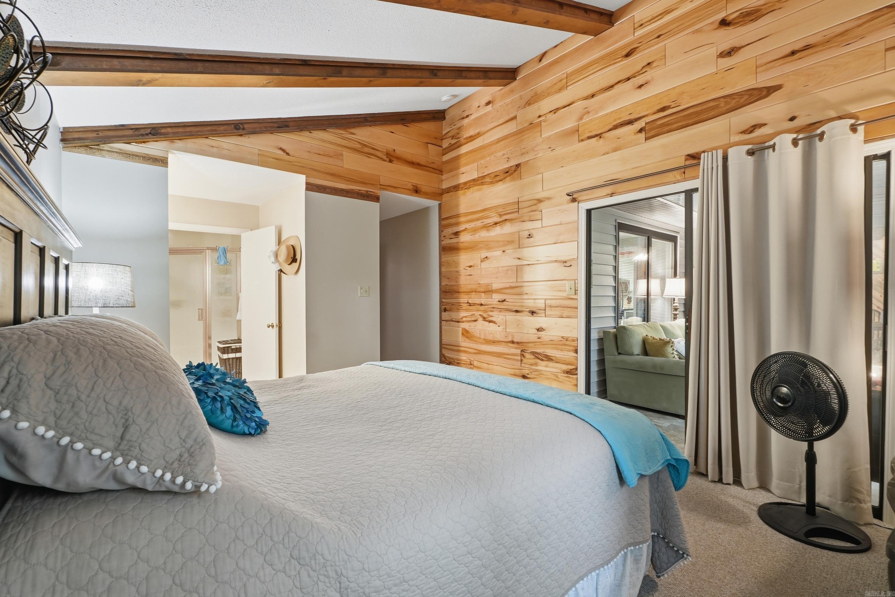 INDIAN HILLS - Residential
