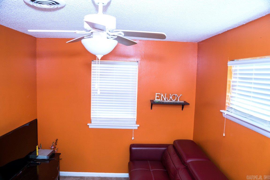 MARSHALL ROAD - Residential