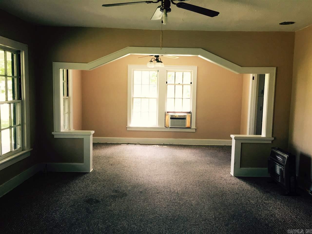 MOTIVATED SELLER!!! Ideal location for investment property of the first time home-buyer that wants to transform a home into their own! Country feel only minutes from town. Large shop is perfect for lots of storage place or the weekend hangout!   ***Agents see remarks***
