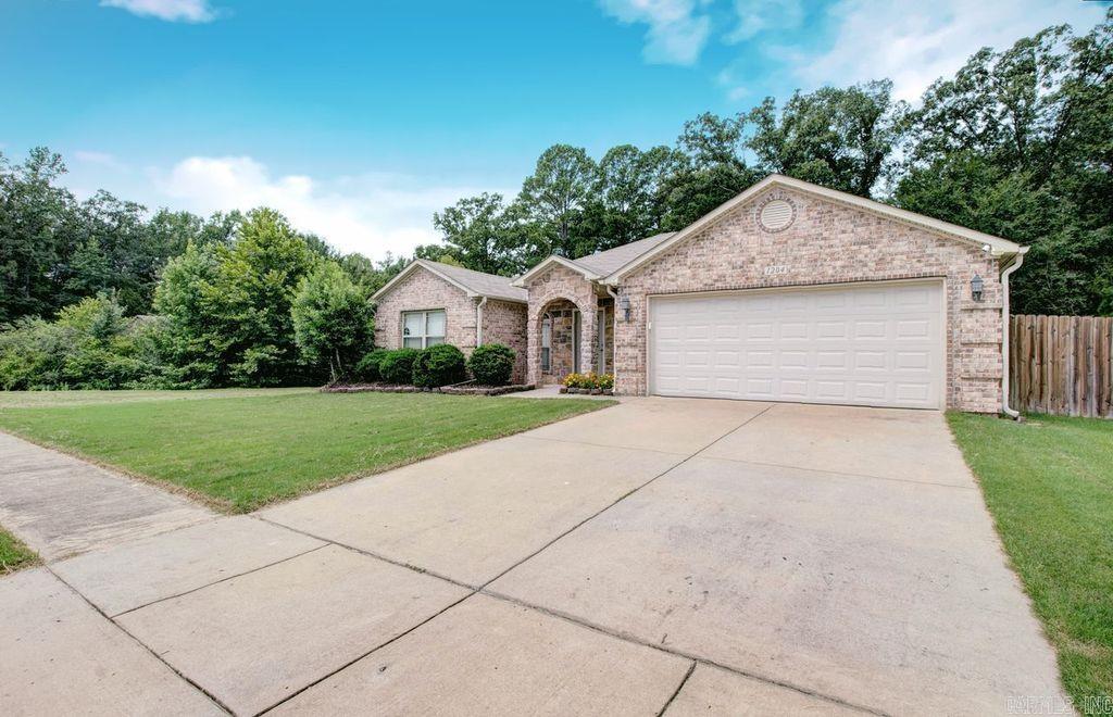 THE CROSSING AT OAK HILL - Residential