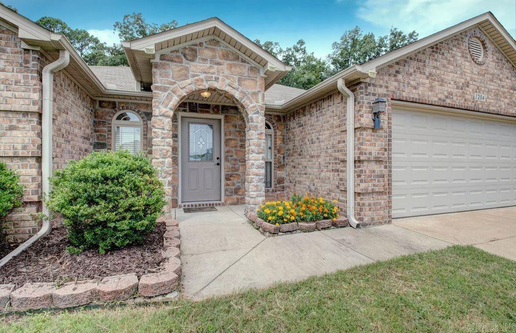 THE CROSSING AT OAK HILL - Residential