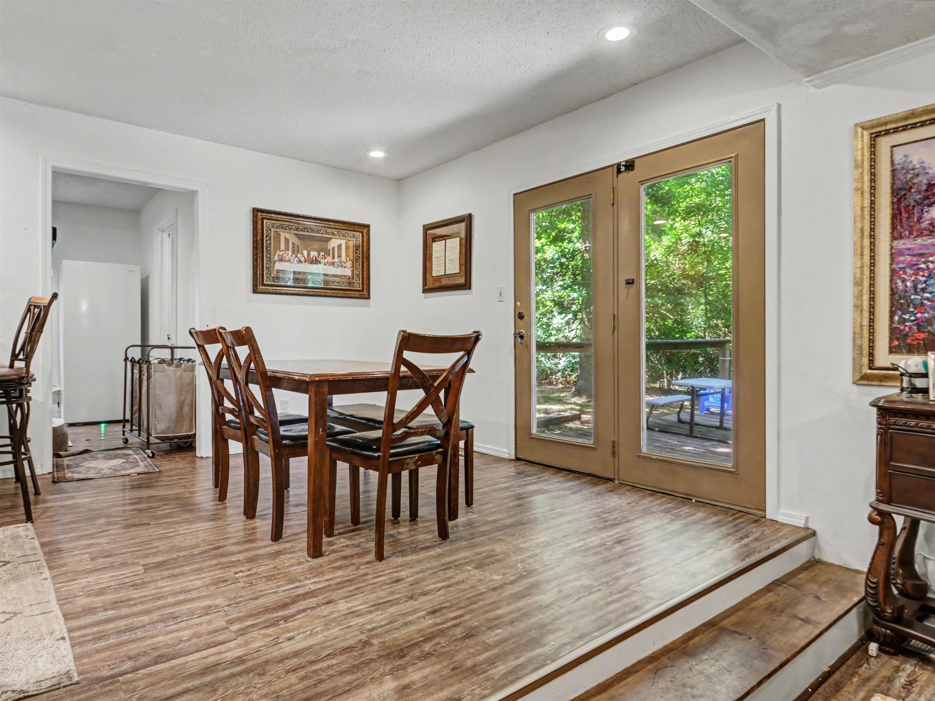 WOODRIDGE ESTATES - Residential