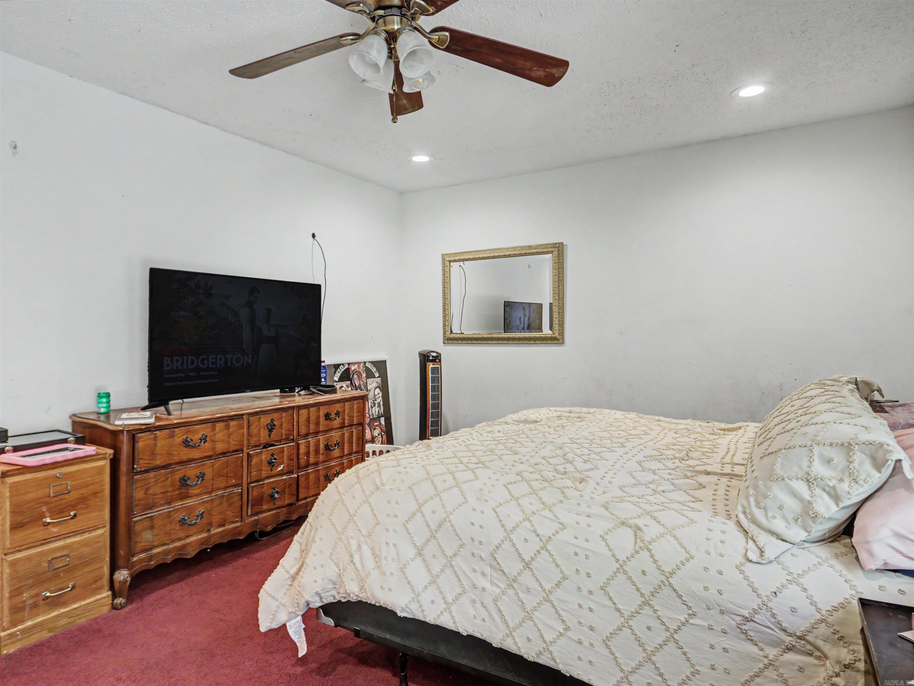 WOODRIDGE ESTATES - Residential
