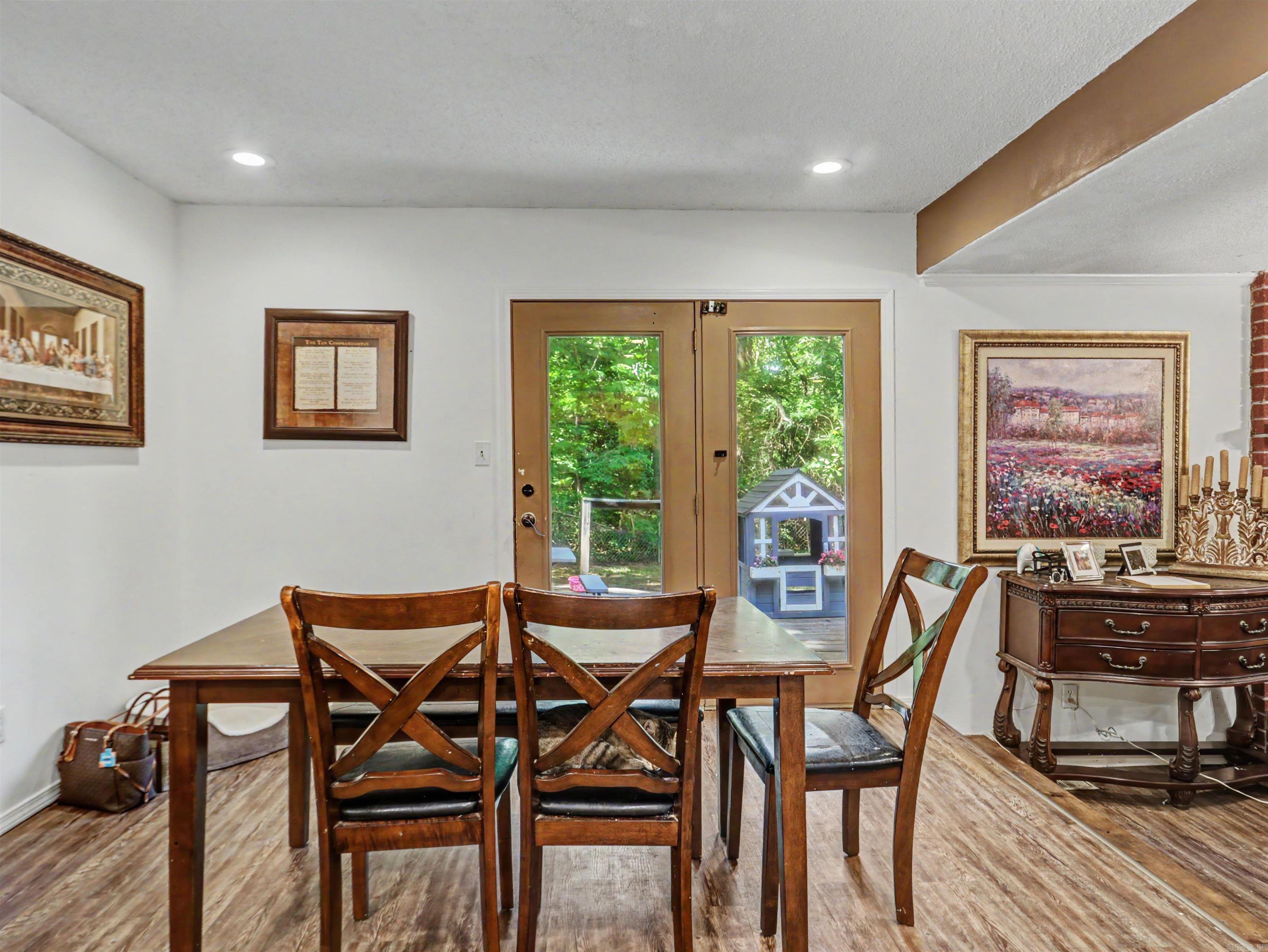 WOODRIDGE ESTATES - Residential