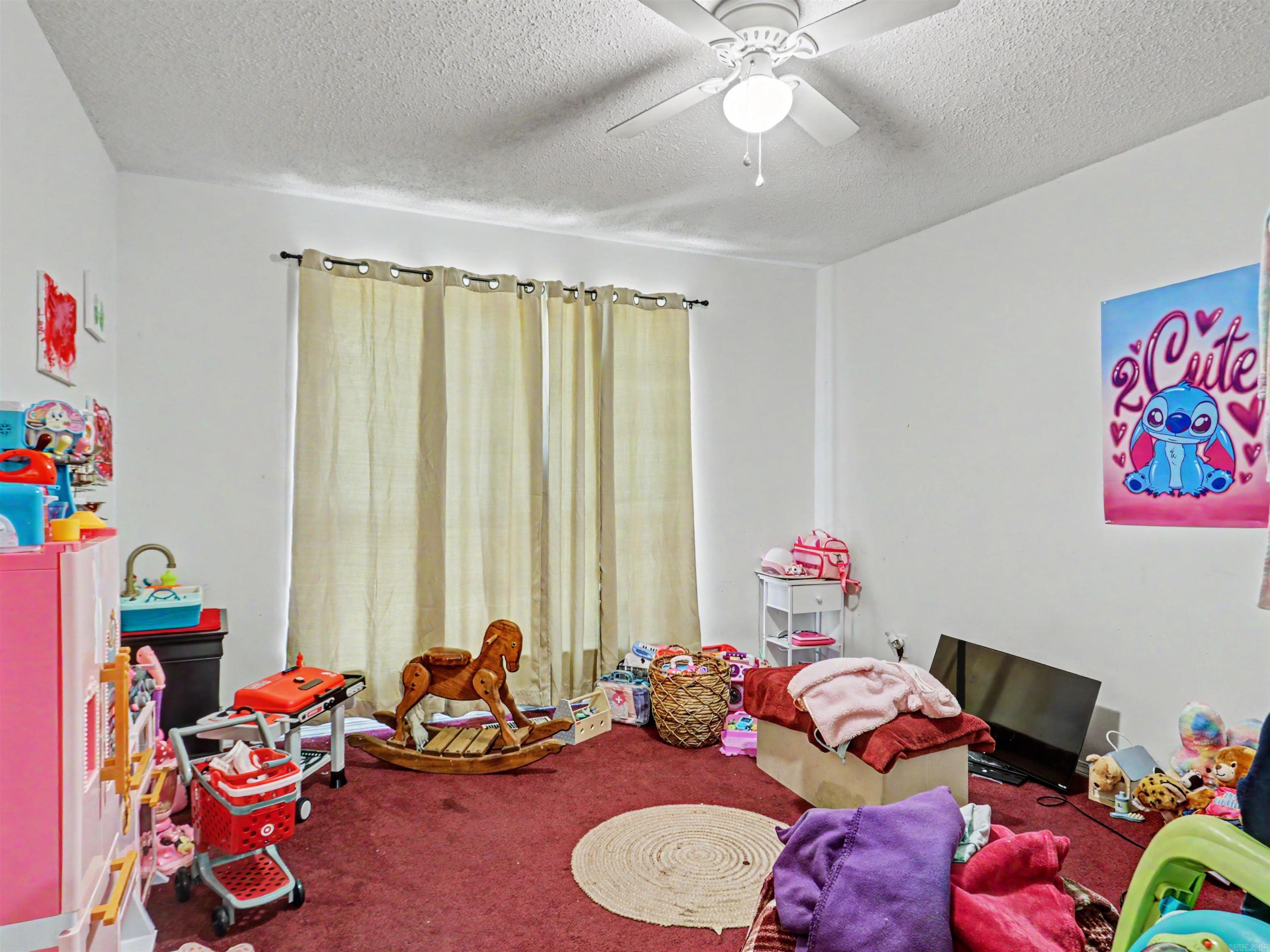 WOODRIDGE ESTATES - Residential
