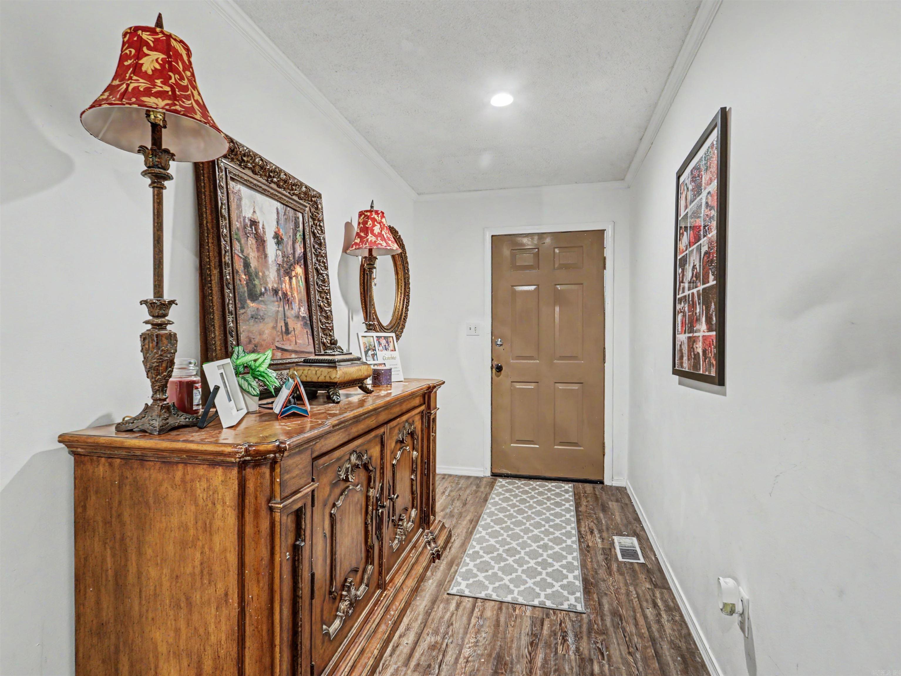 WOODRIDGE ESTATES - Residential