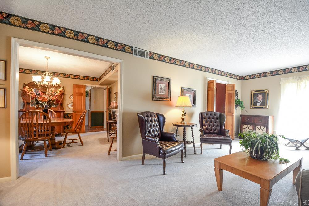 OTTER CREEK COMMUNITY - Residential