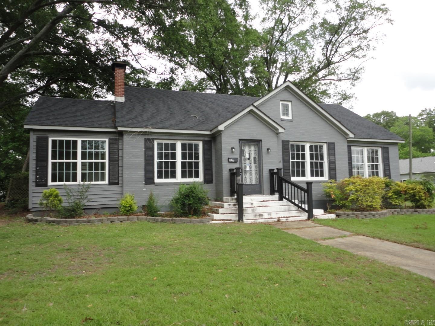 This cute and spacious home features hardwood floors, living room with fireplace, 4  bedrooms, 2 baths, laundry room, detached 2-car carport and a shop, approximately 0.48 acre corner lot. HUD Owned Property, Case #031-538587, agents please READ confidential remarks for showing instructions and offer submission information.