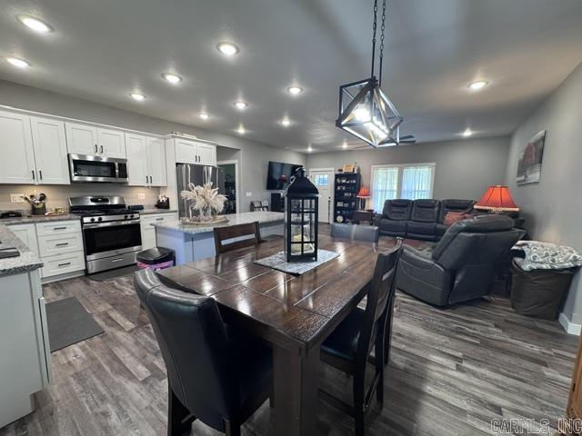 ARKANSAS ESTATES - Residential