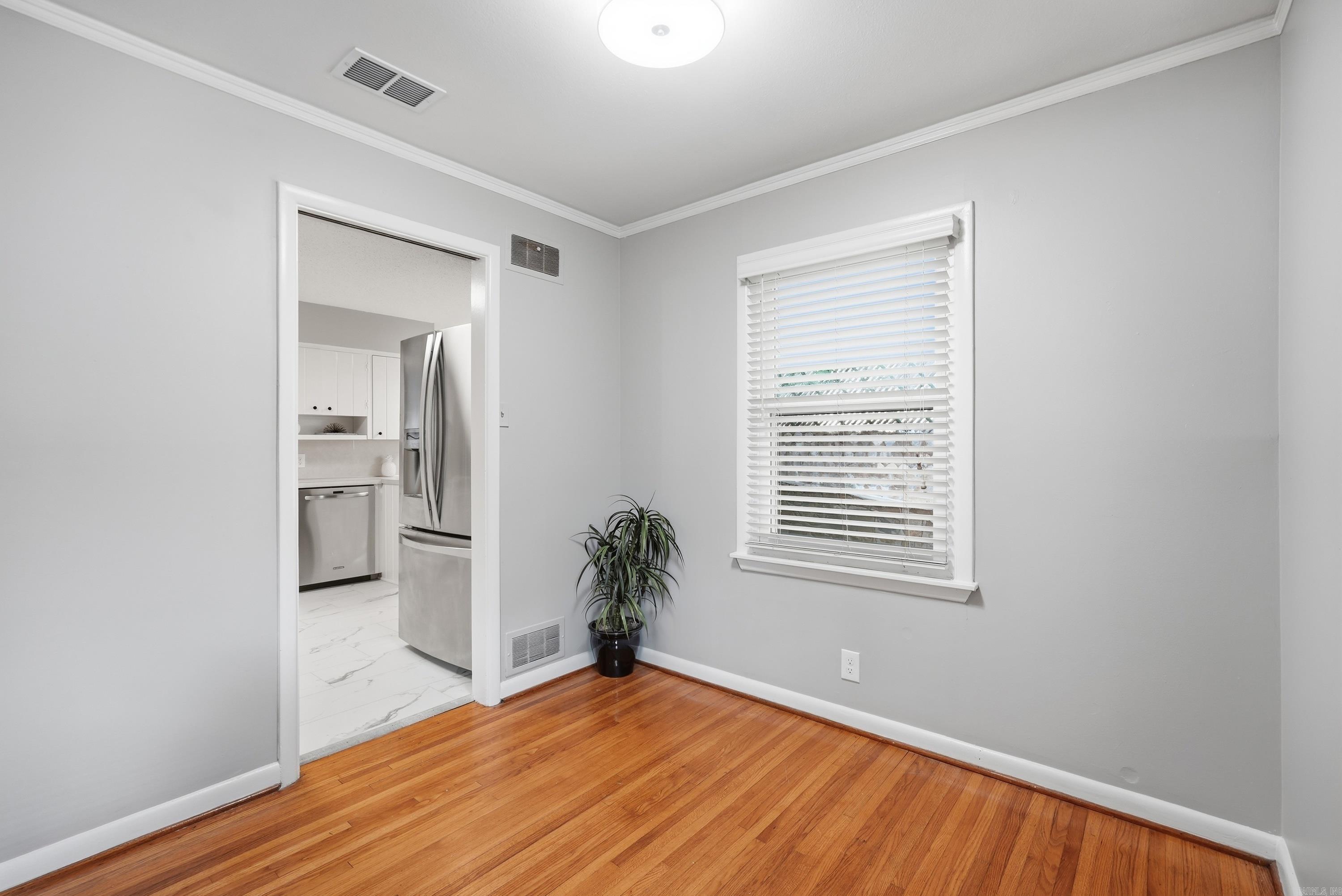 KINGWOOD PLACE - Residential