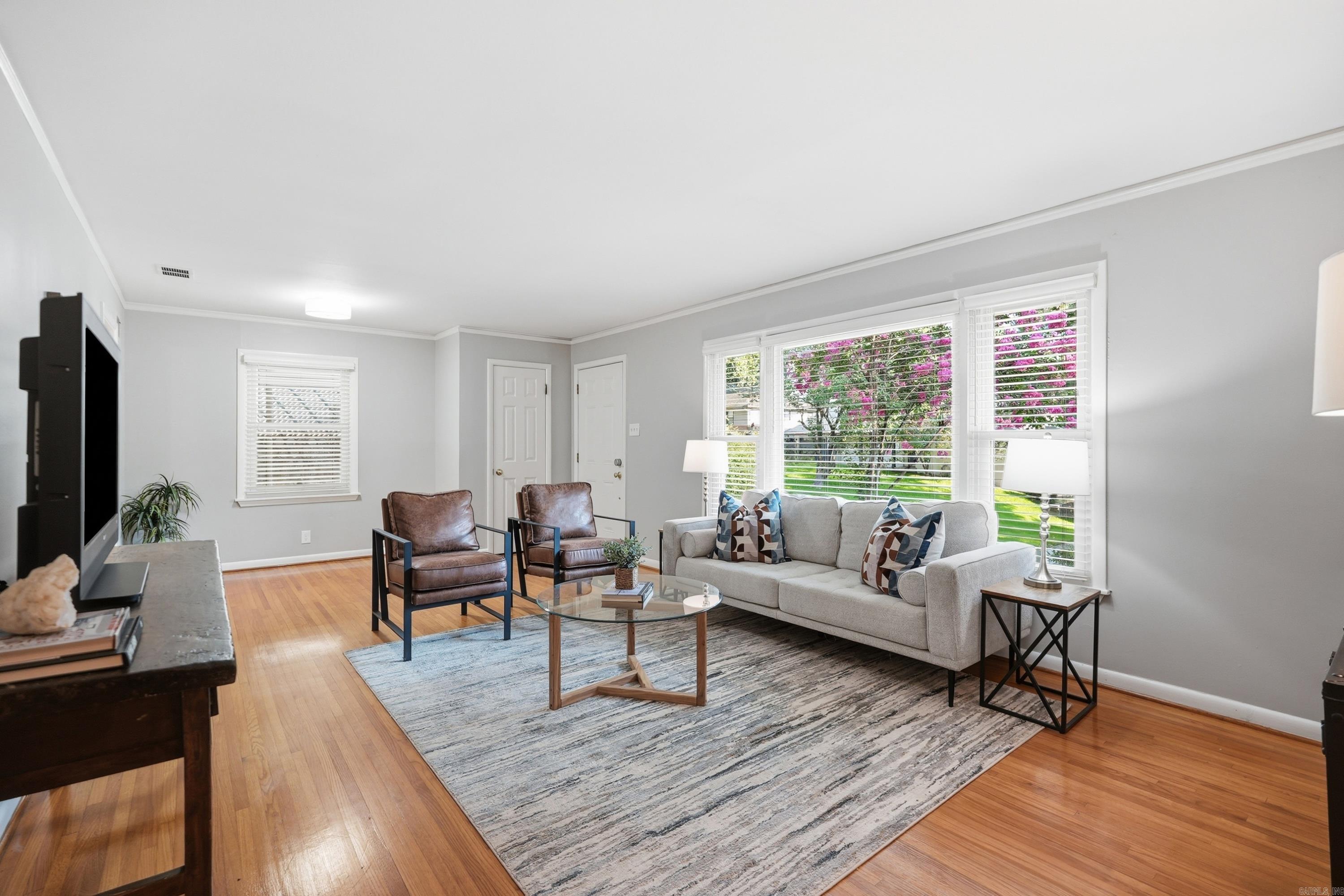 KINGWOOD PLACE - Residential