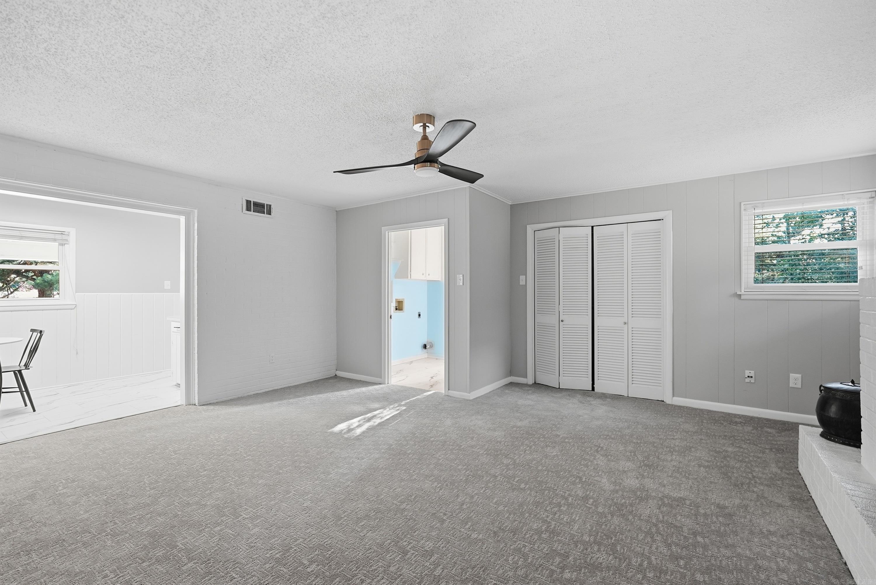 KINGWOOD PLACE - Residential