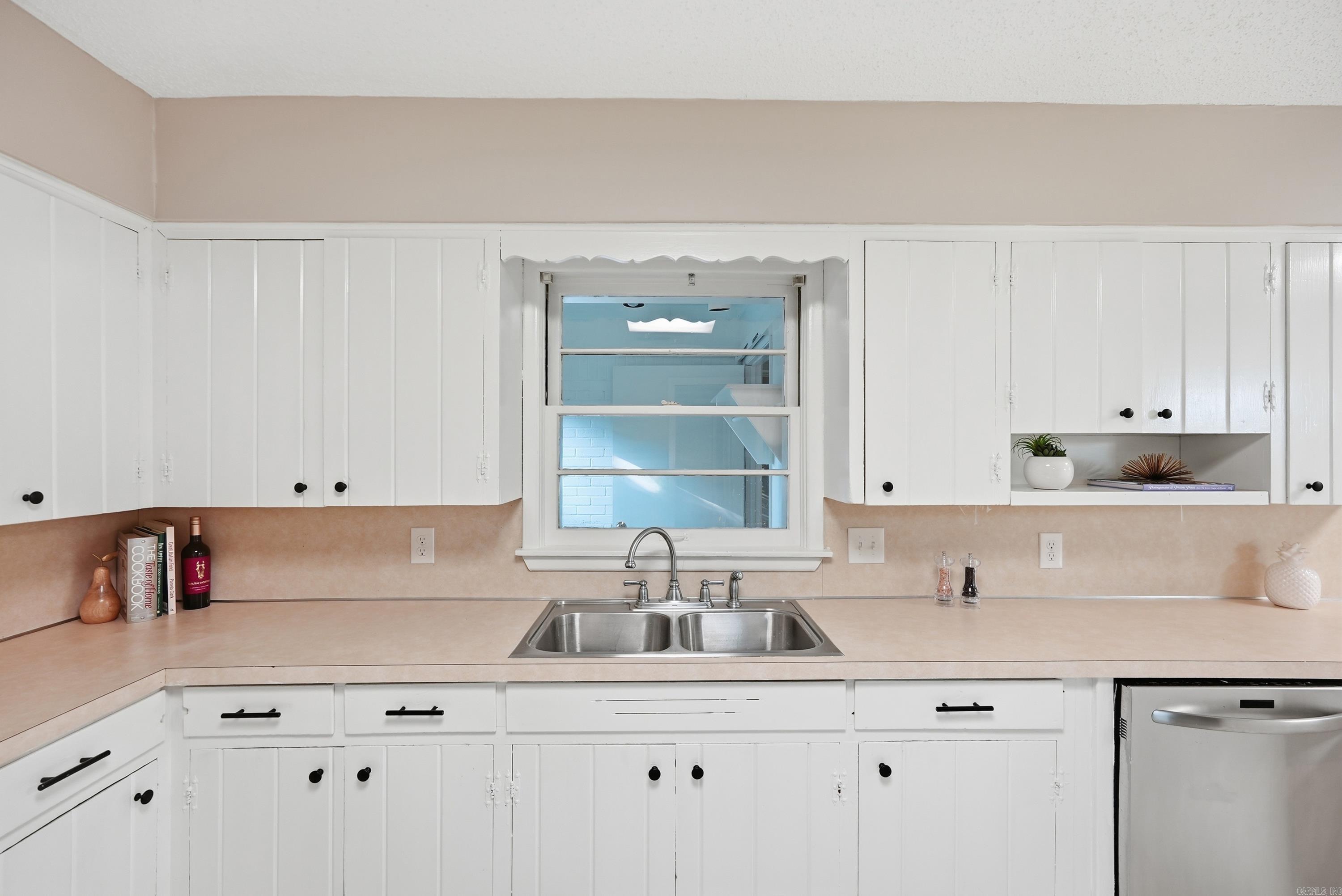 KINGWOOD PLACE - Residential