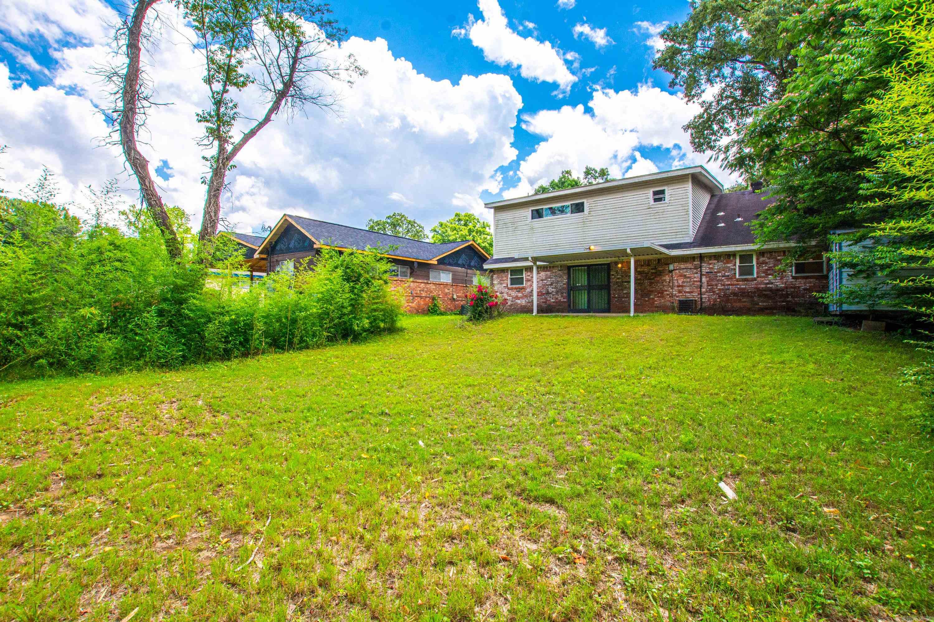 CLOVER HILL PLACE - Residential