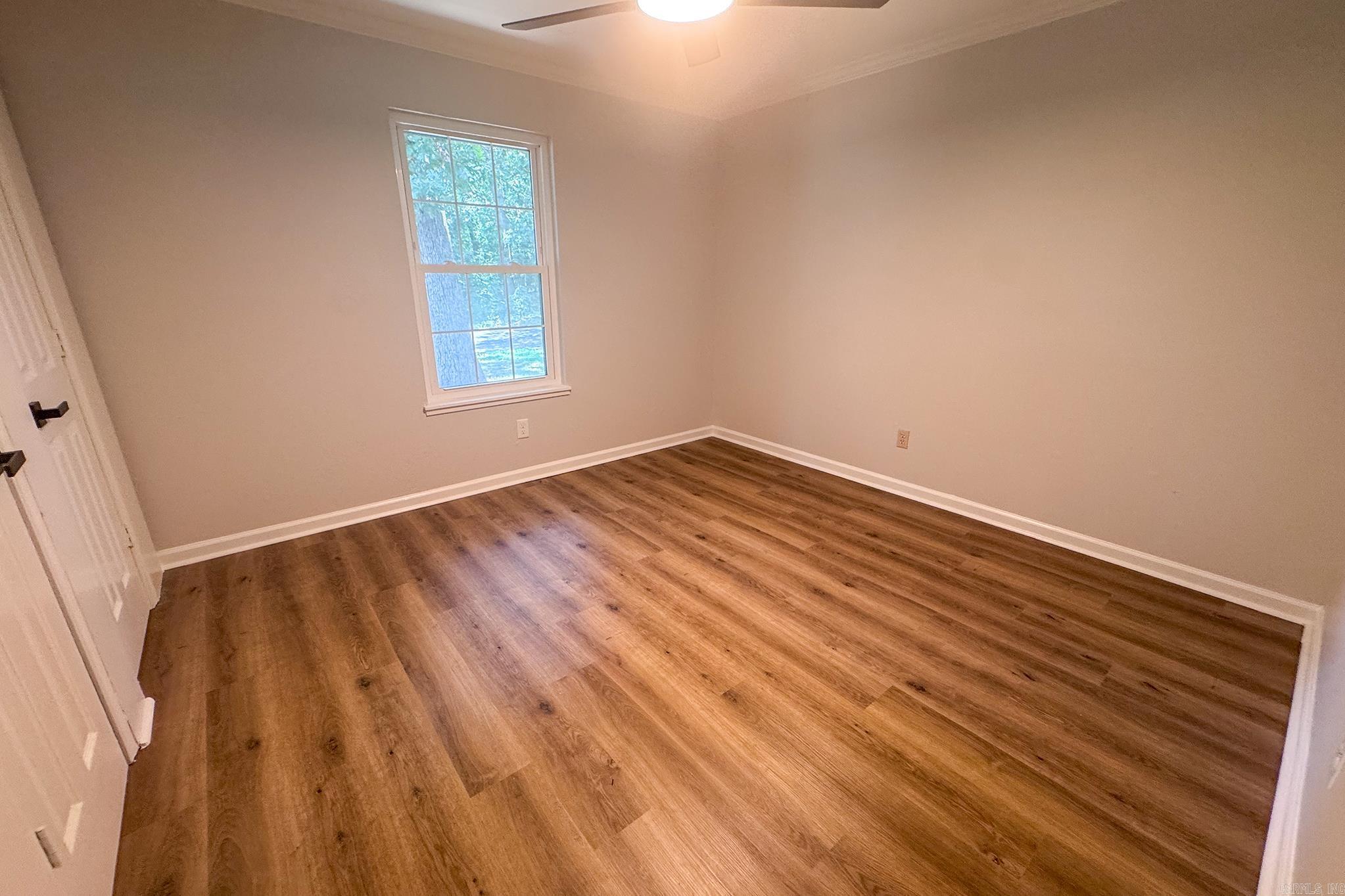 MEADOWBROOK - Residential